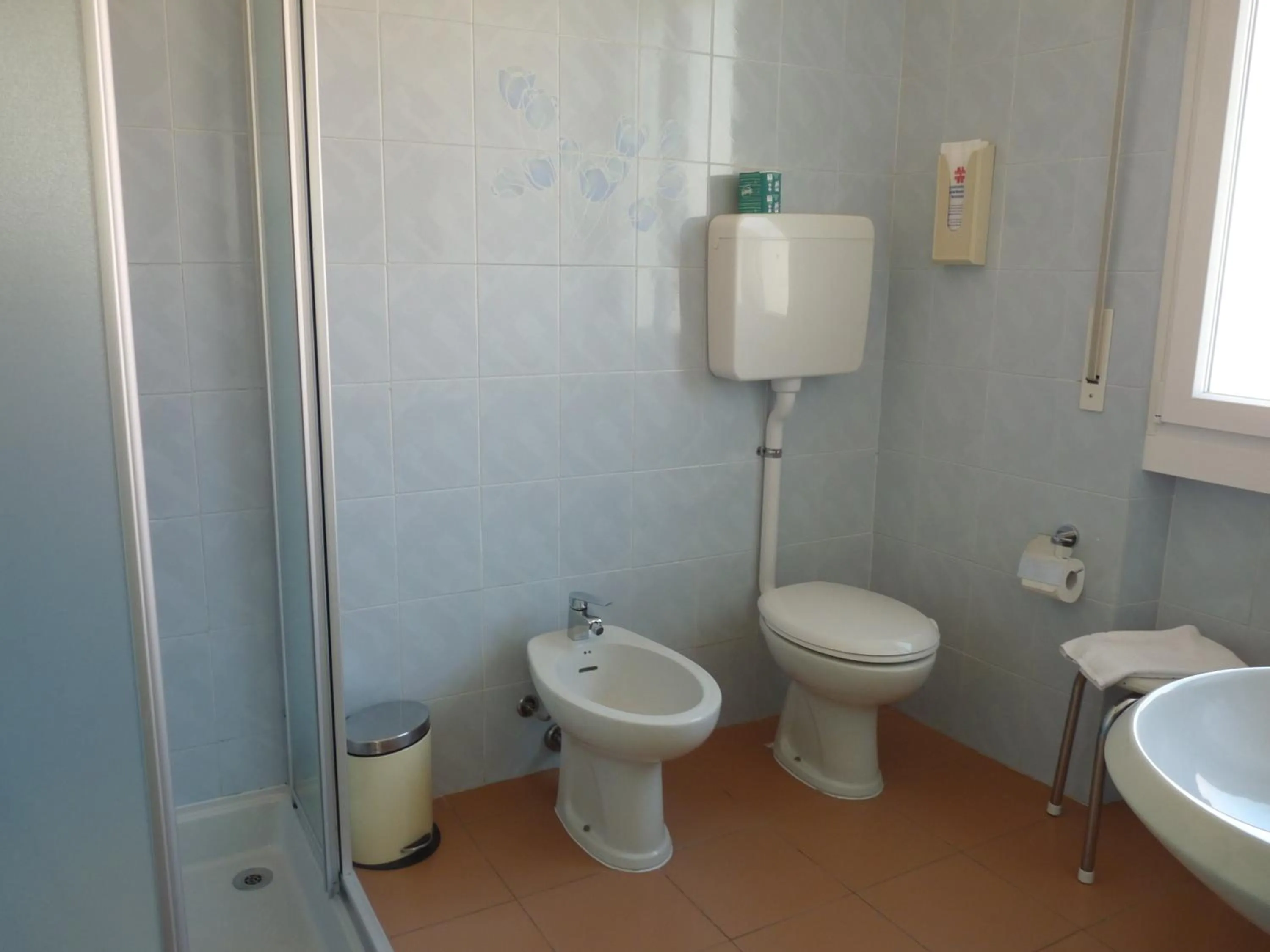 Bathroom in Hotel Alpino