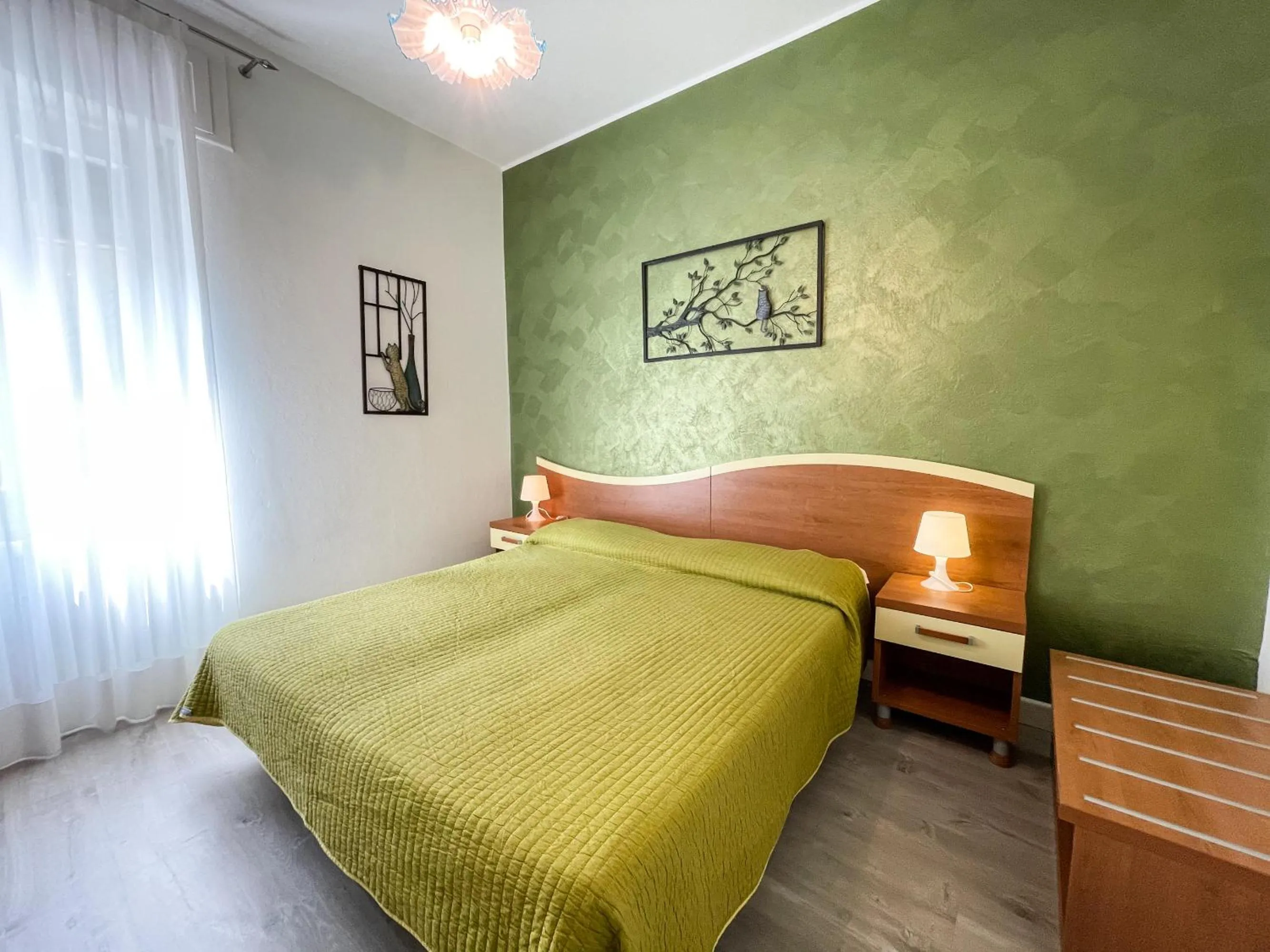 View (from property/room), Bed in Hotel Alpino