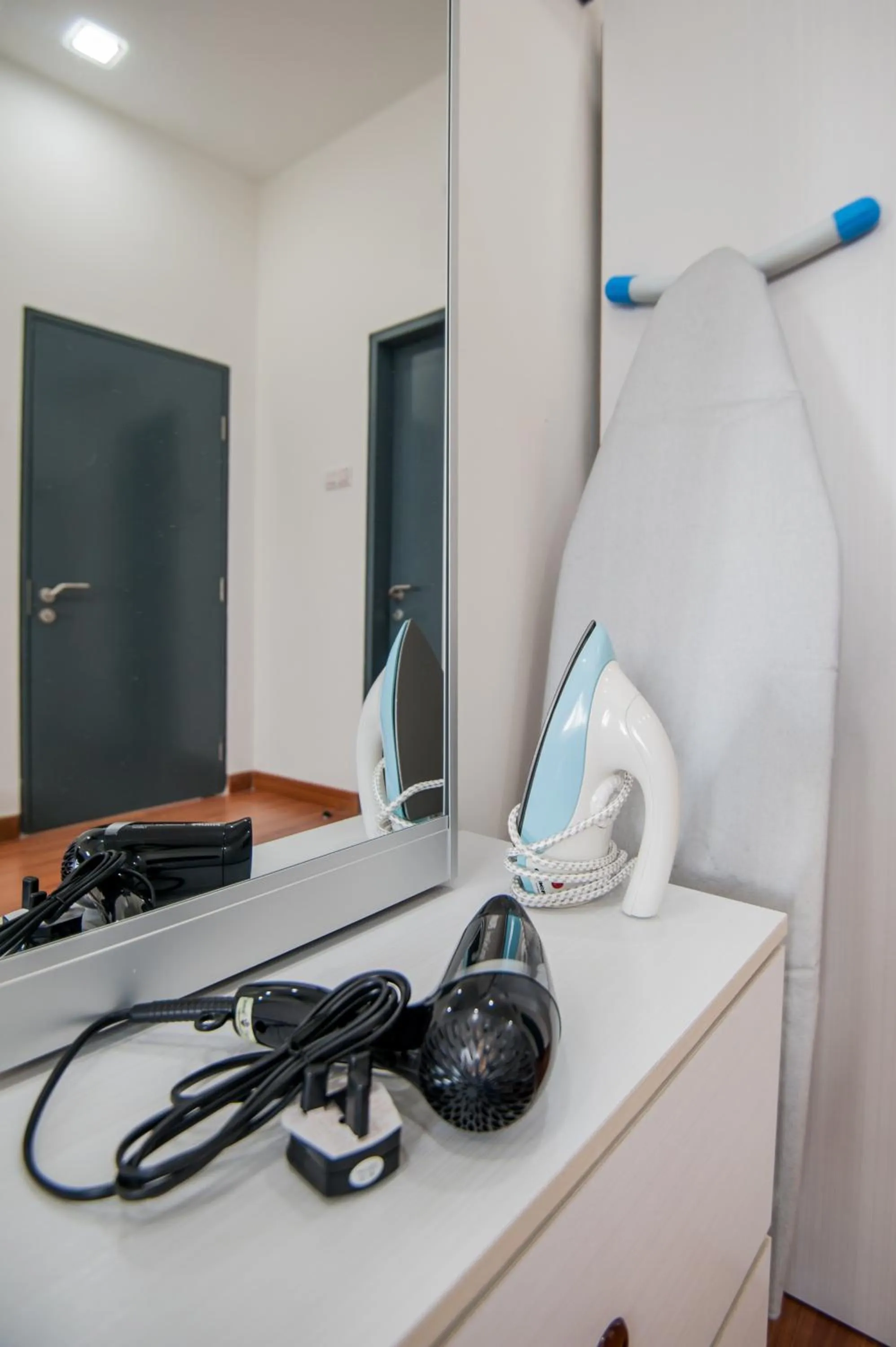 DaMen Homestay @SubangHomeStay