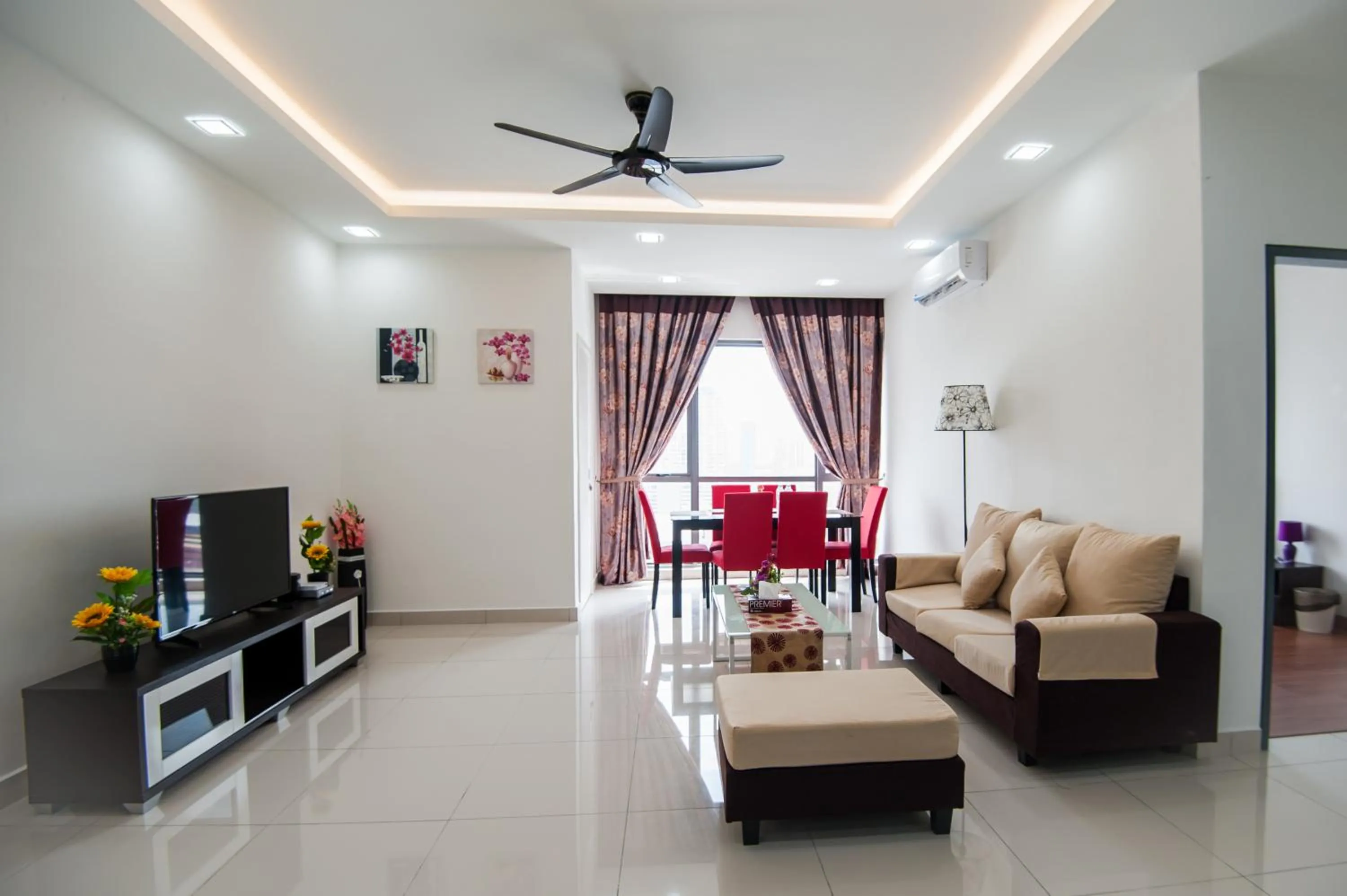 DaMen Homestay @SubangHomeStay