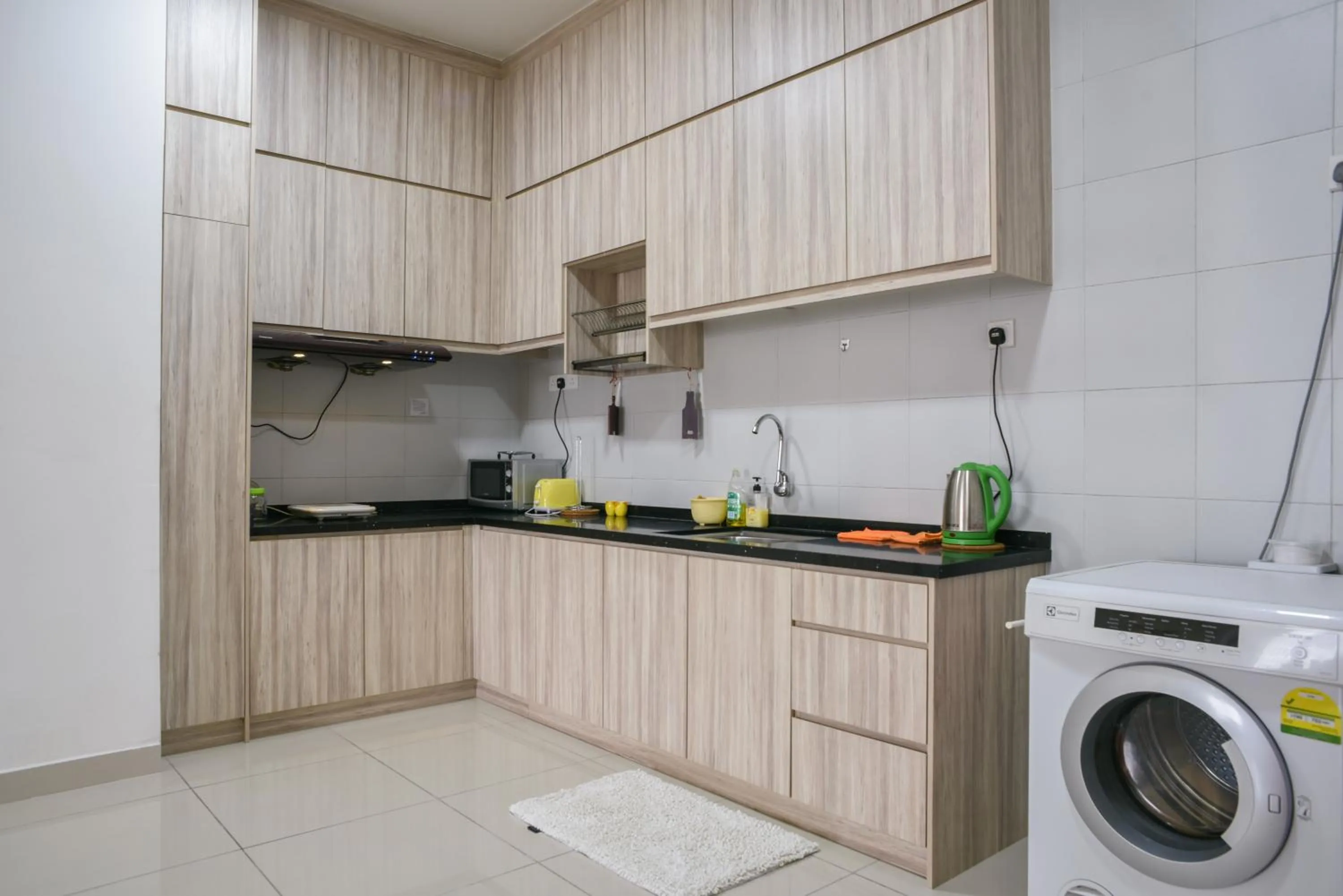 DaMen Homestay @SubangHomeStay