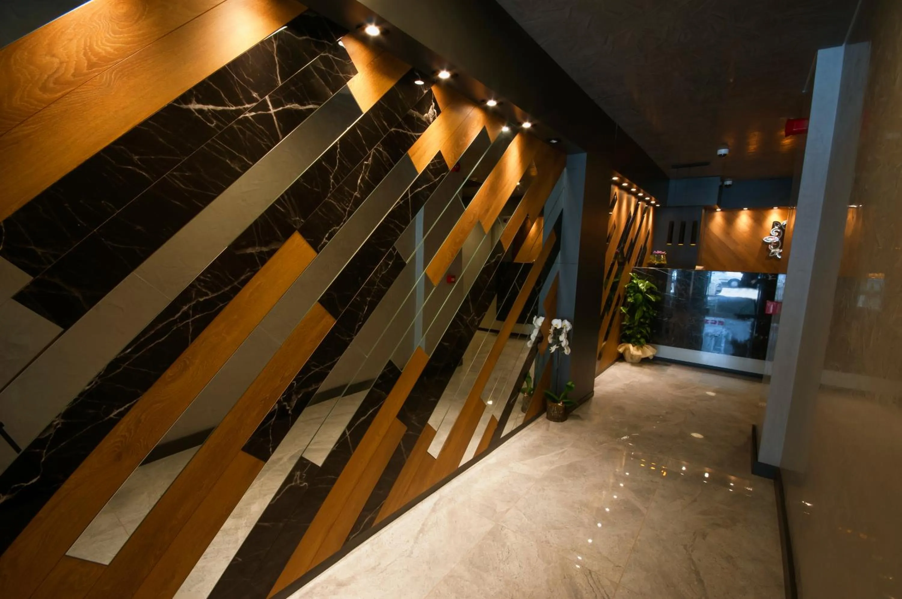 Property building in Luis Otel