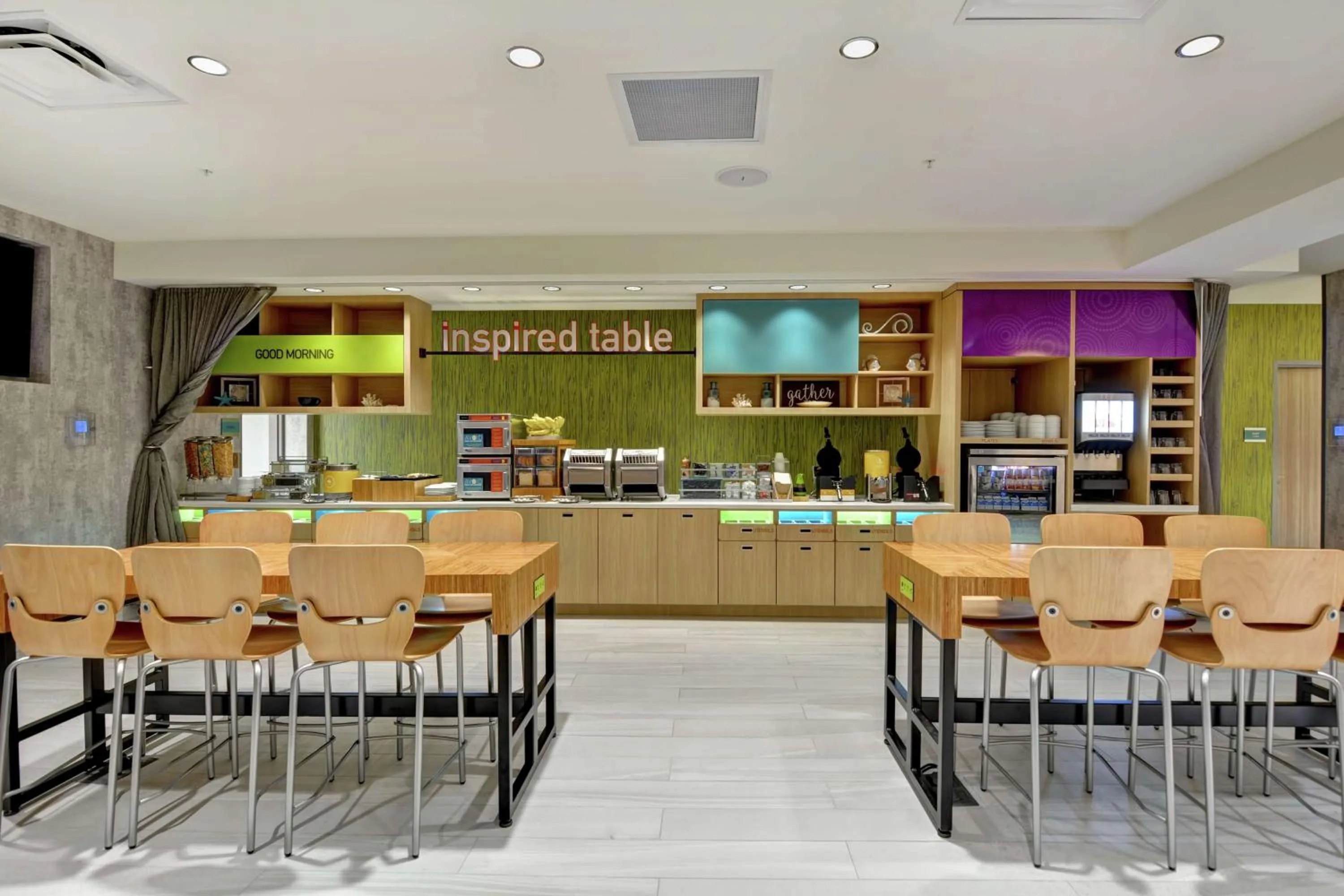 Breakfast in Home2 Suites By Hilton Jacksonville South St Johns Town Ctr