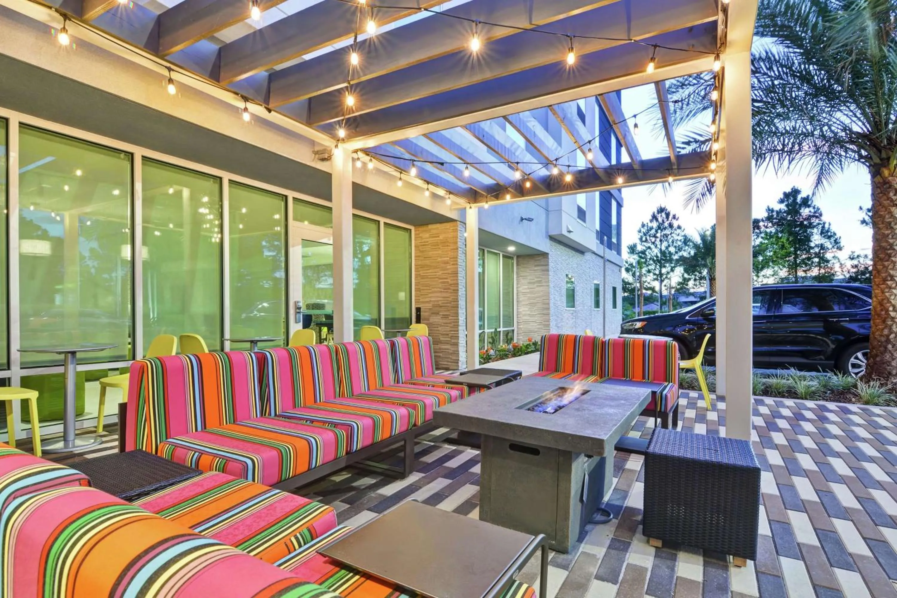 Patio in Home2 Suites By Hilton Jacksonville South St Johns Town Ctr