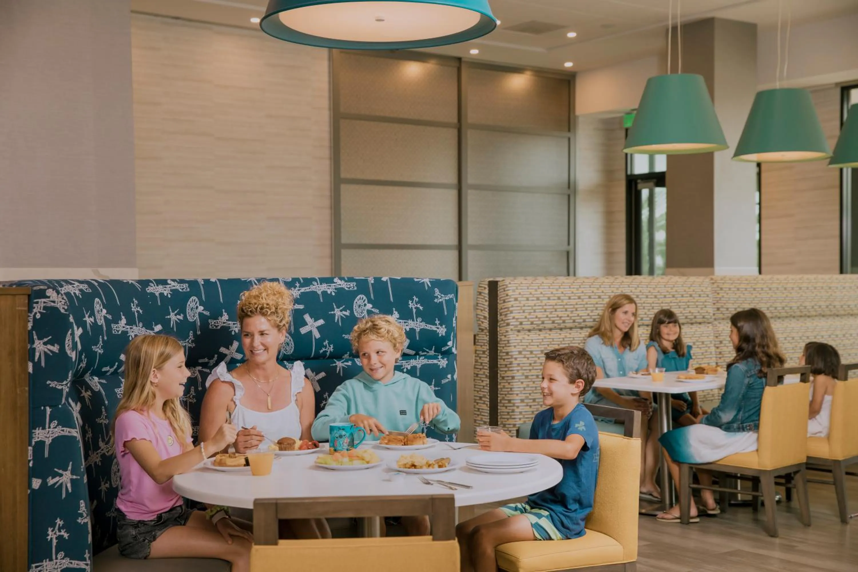 Anaheim Resort Suites