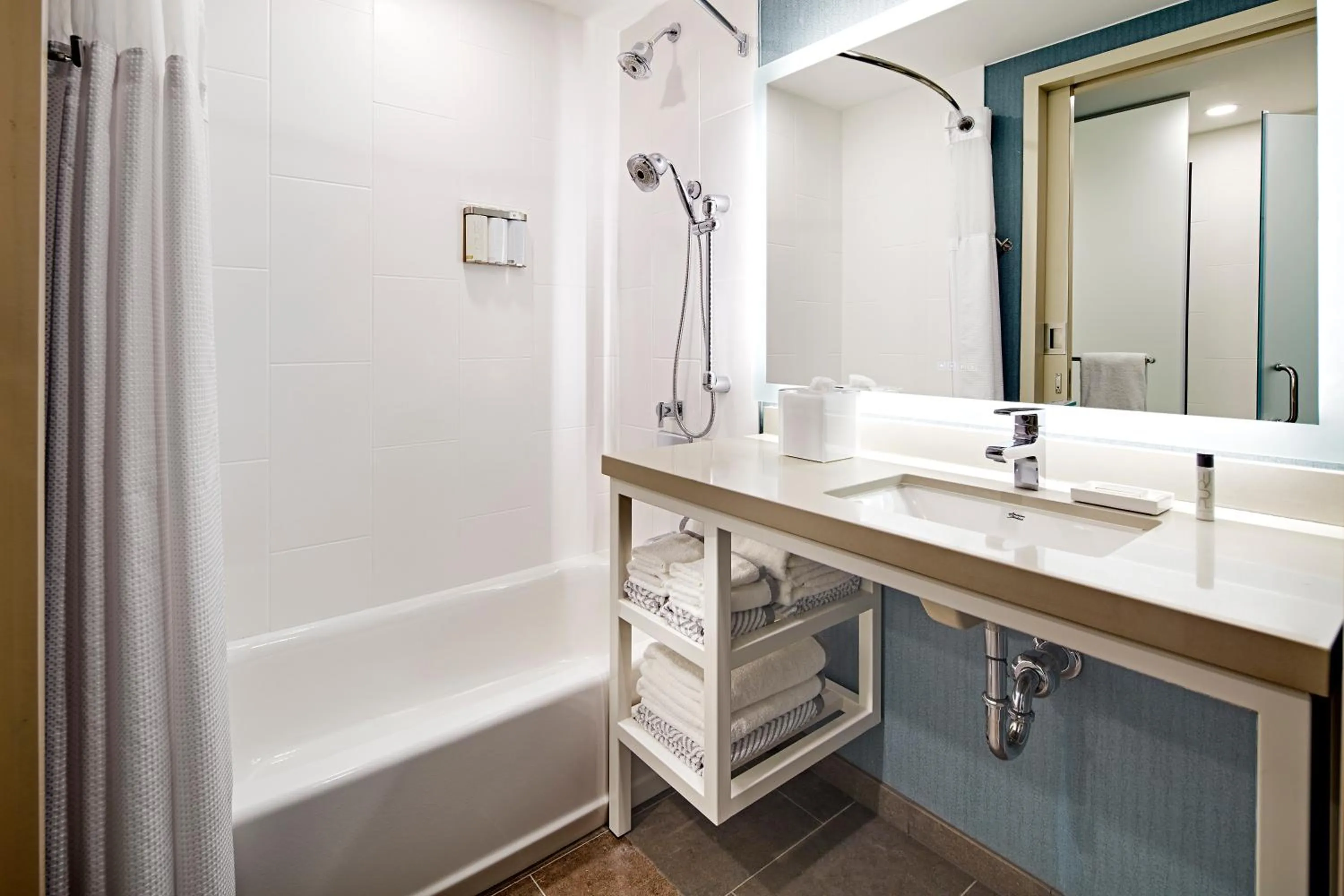 Bathroom in Cambria Hotel & Suites Anaheim Resort Area