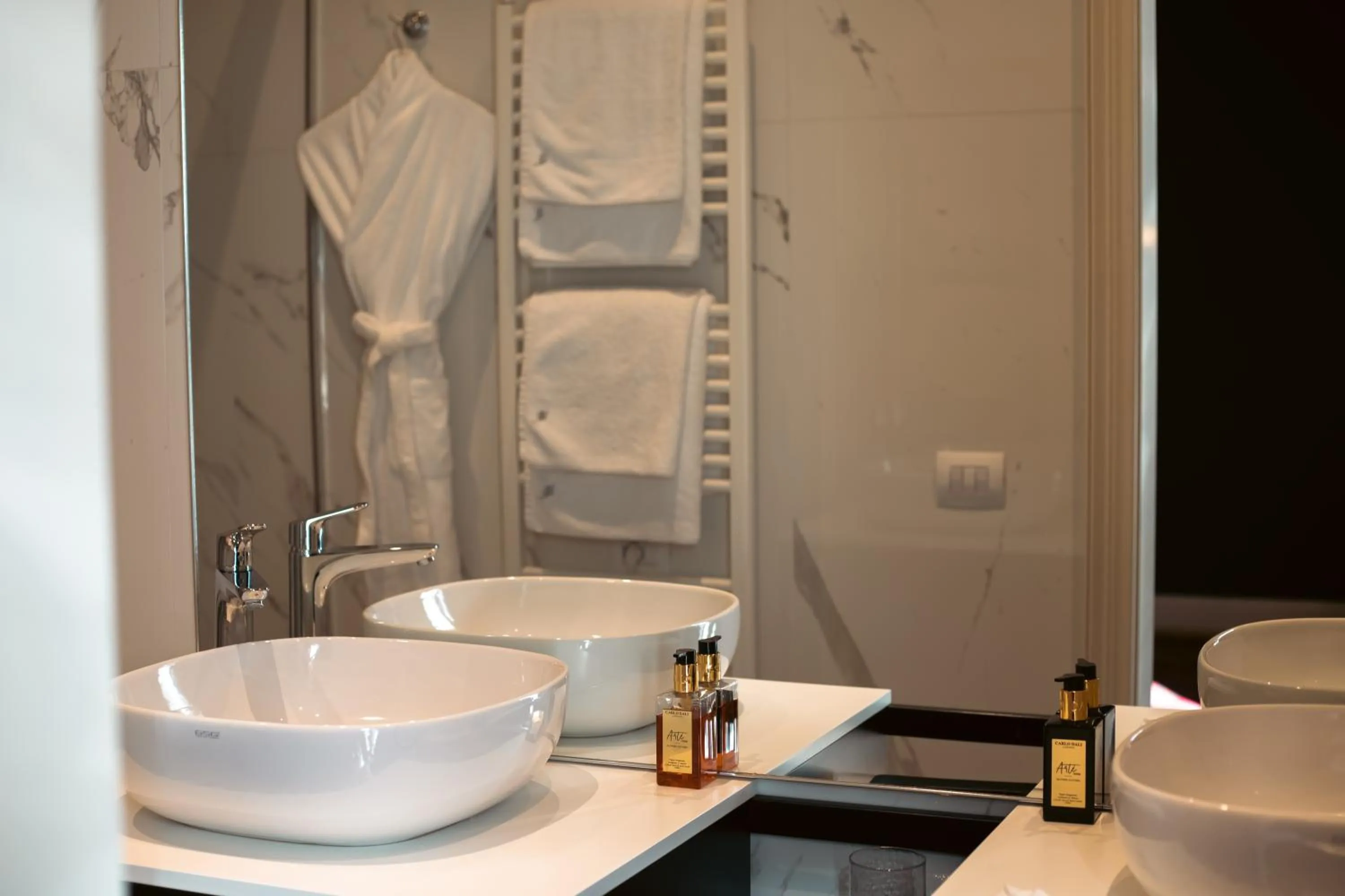 Bathroom in Arté Boutique Hotel