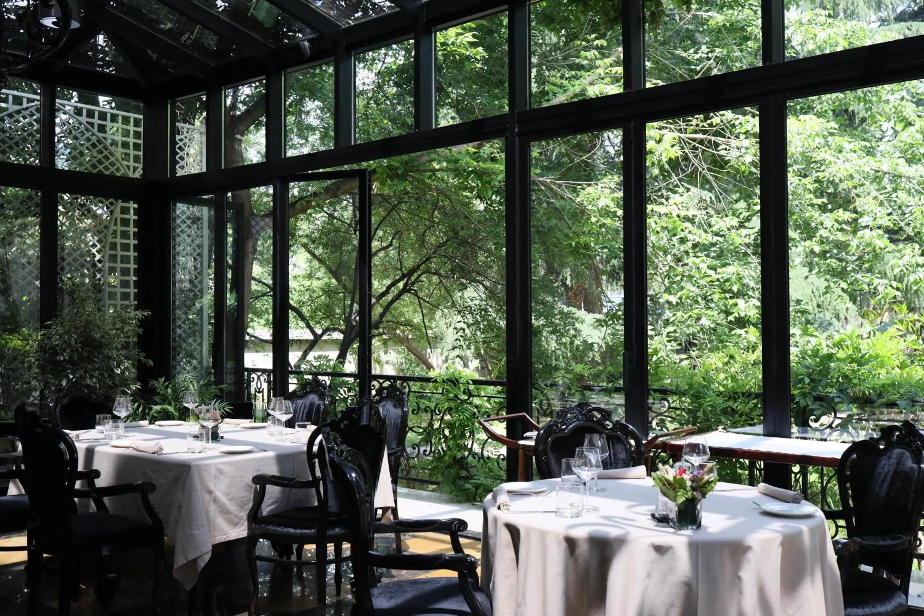 Restaurant/places to eat in Arté Boutique Hotel