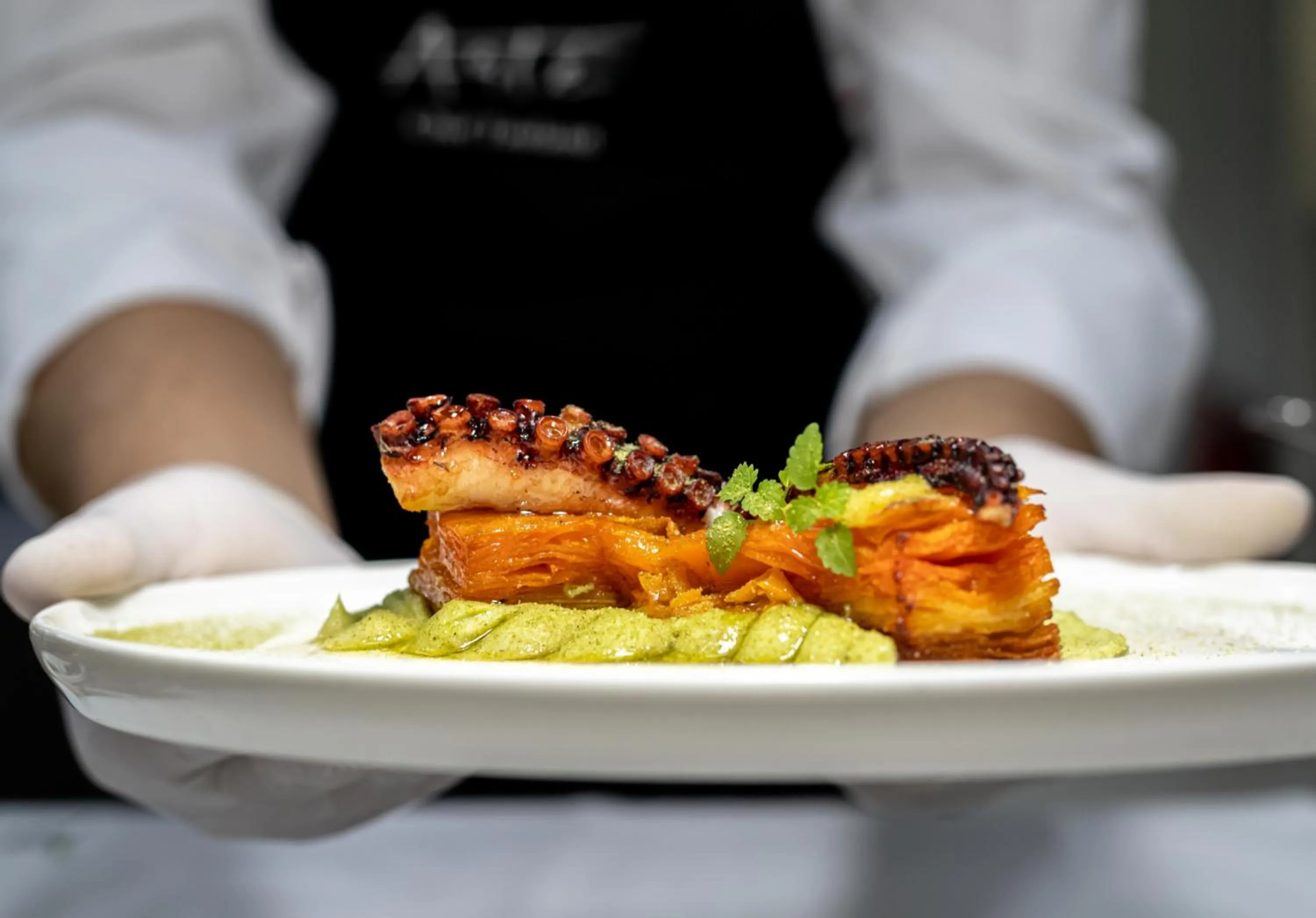 Restaurant/places to eat in Arté Boutique Hotel