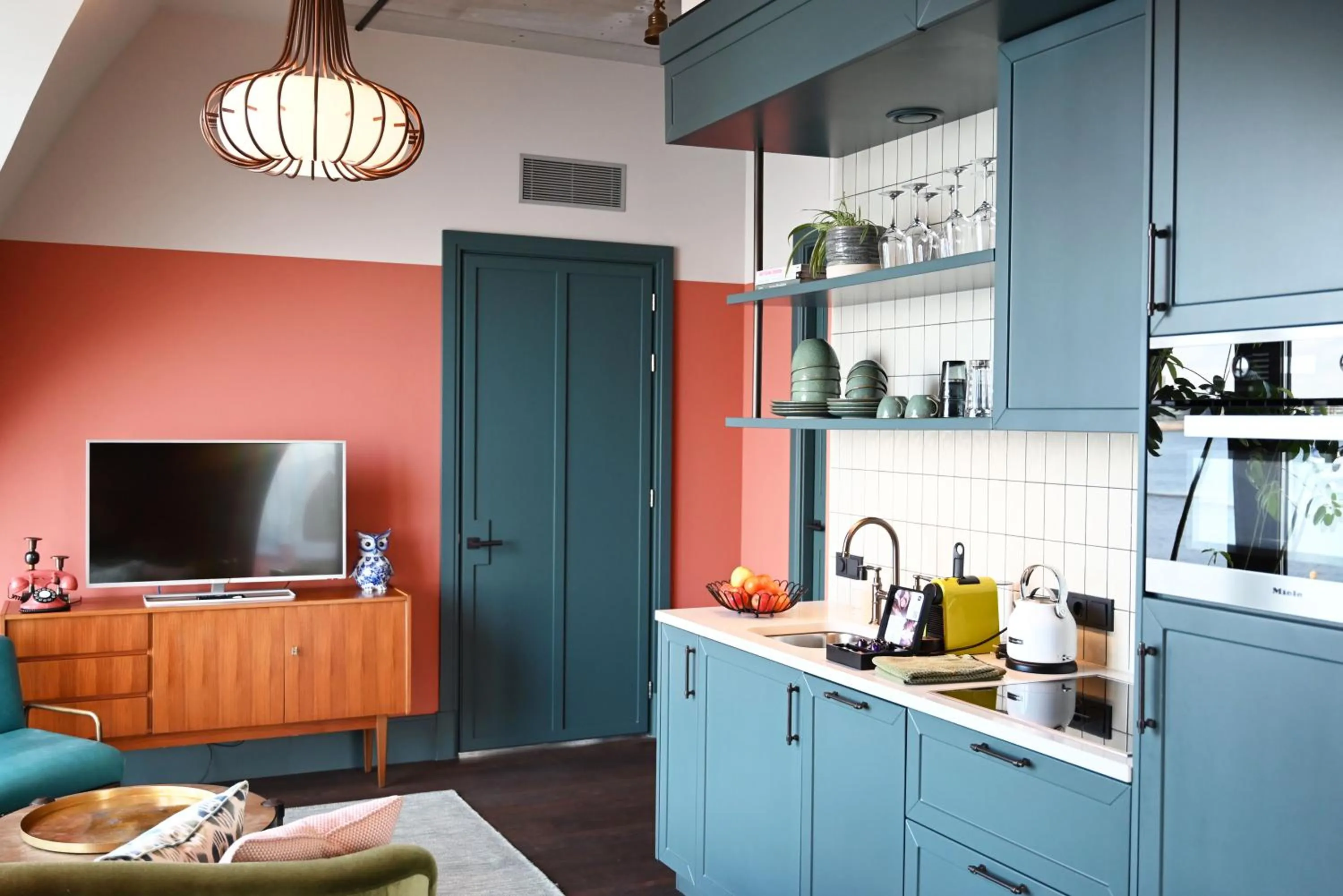 Seating area in The July - Boat & Co