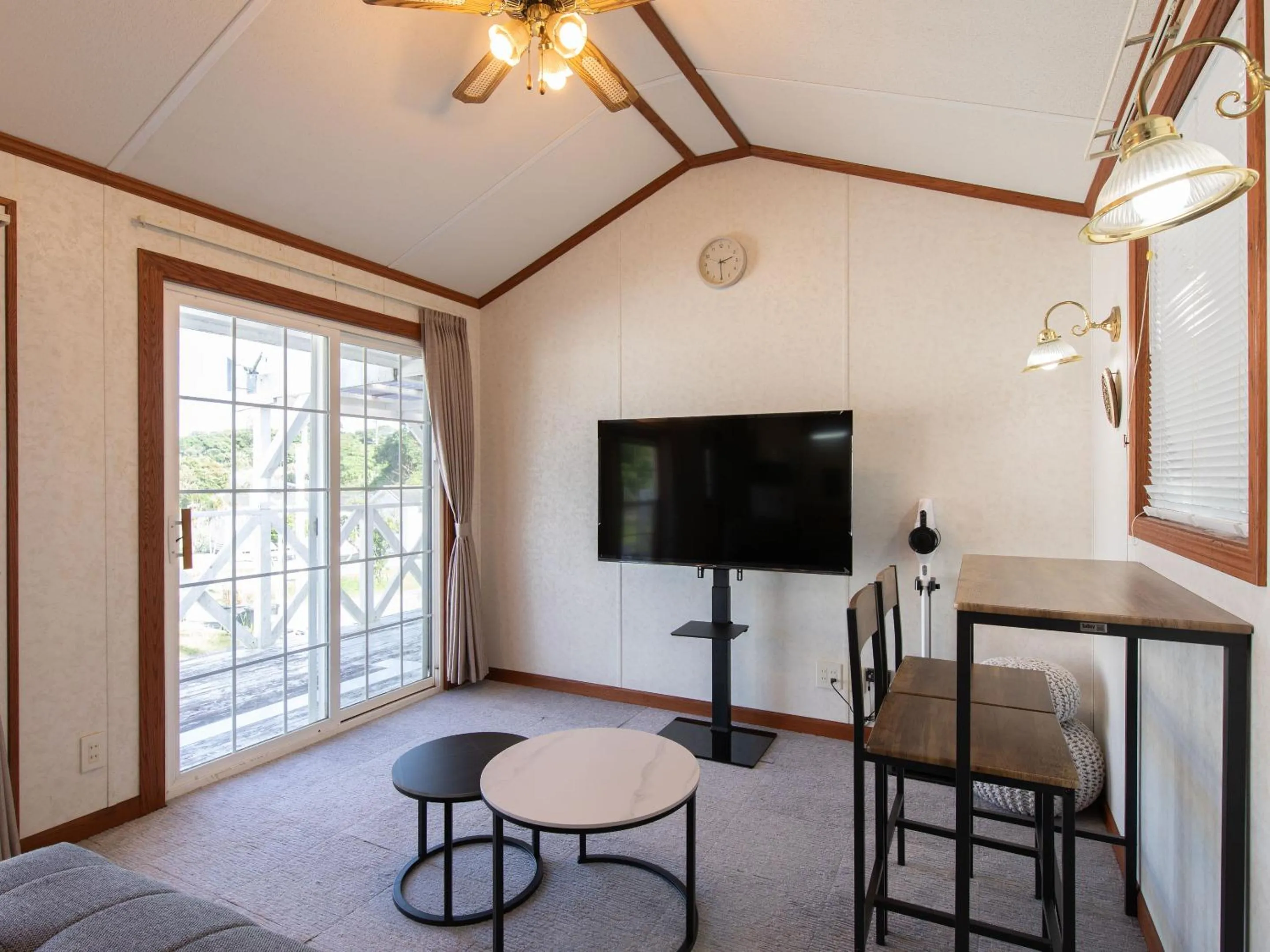 Living room in コテージスターハウス今帰仁