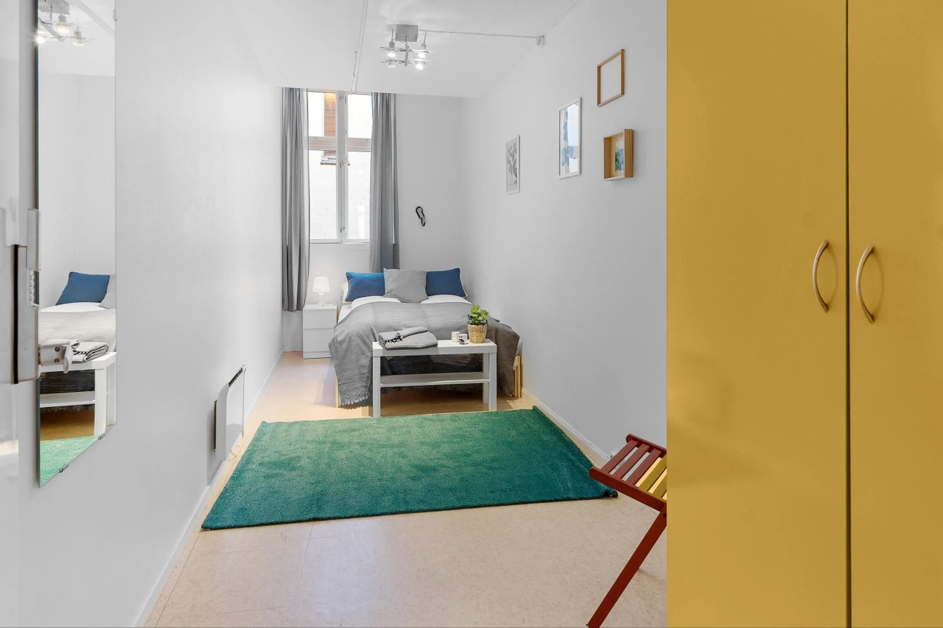 Bedroom, Bed in Fabryka