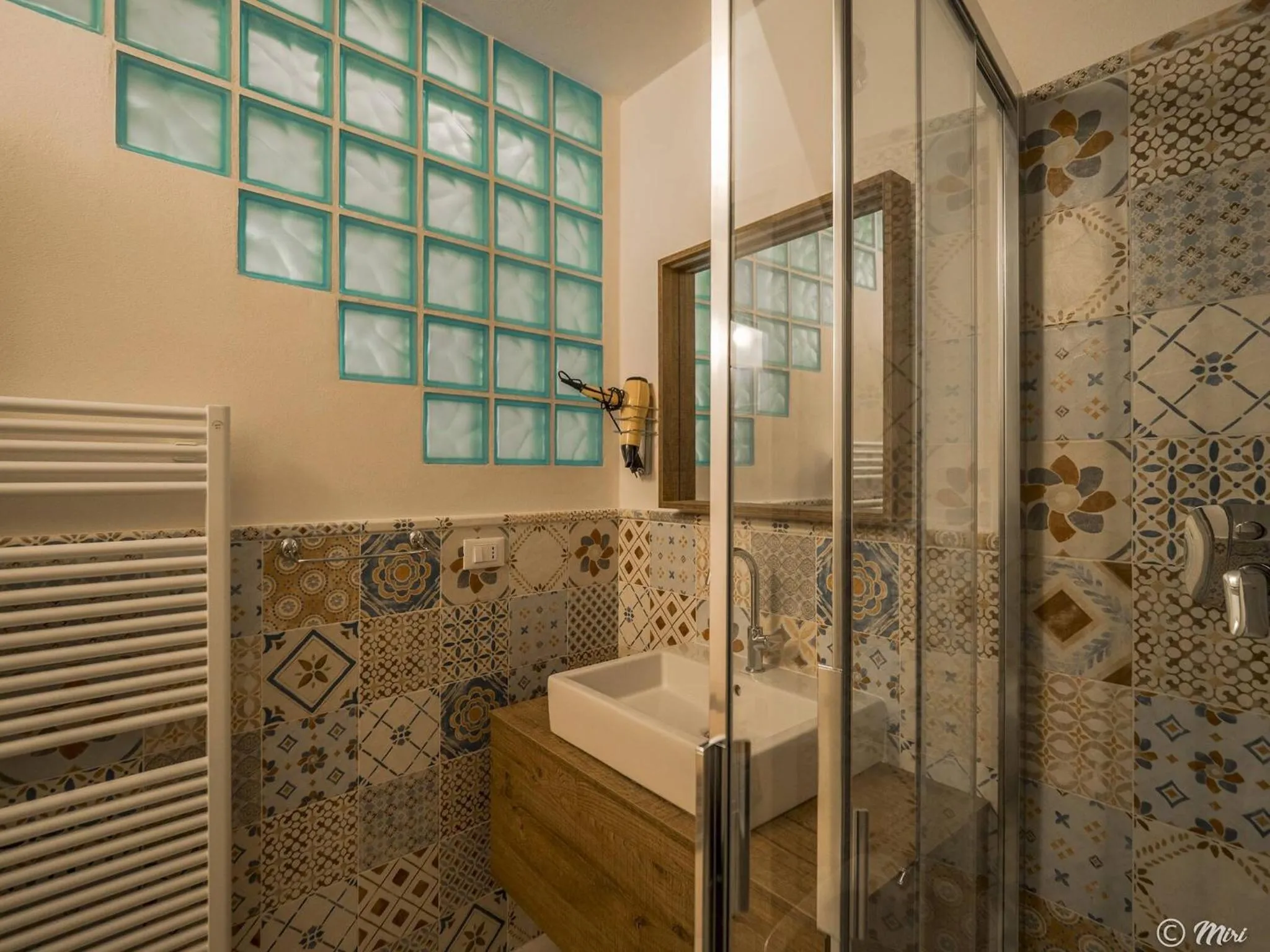 Bathroom in Ventu de Ma Studios & Rooms
