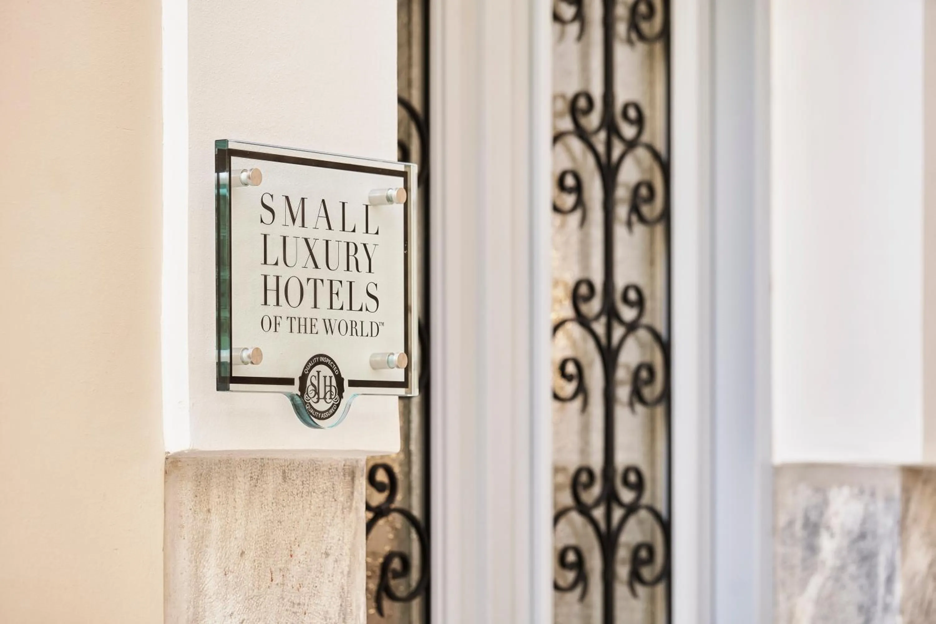 Certificate/Award in A77 Suites, Small Luxury Hotels of the World