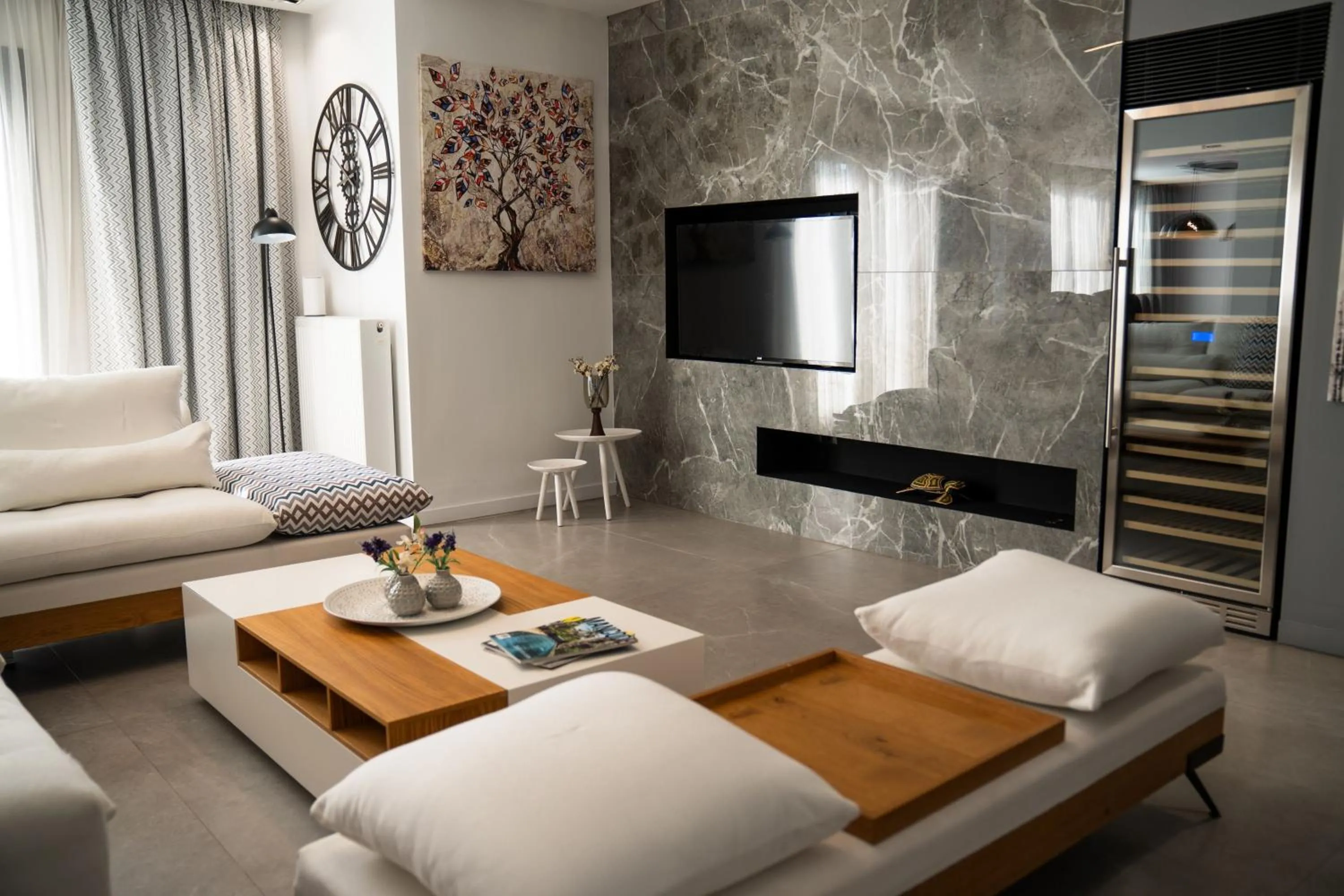 TV and multimedia, Bed in Heritage Boutique Apartments