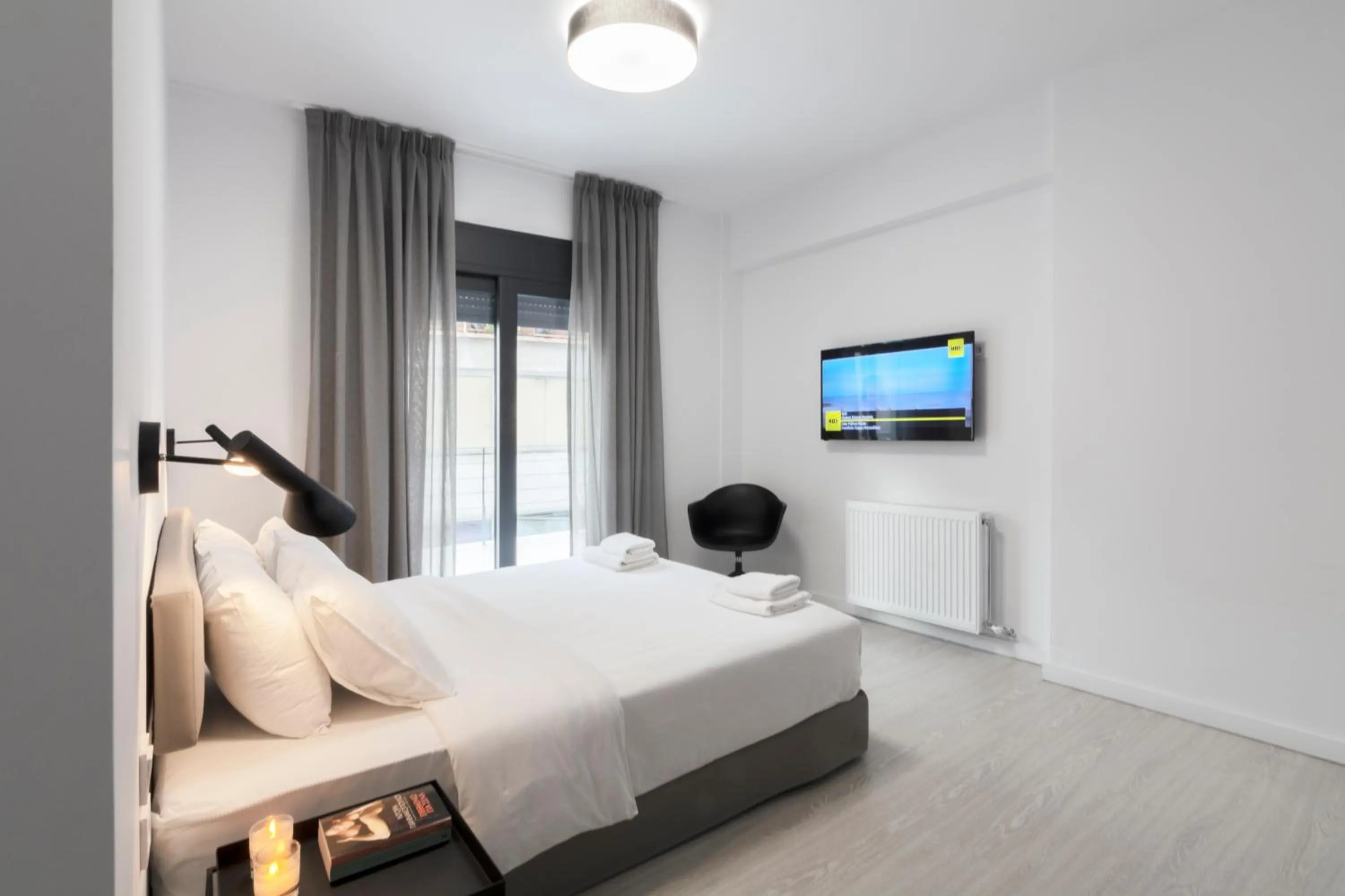 TV and multimedia, Bed in Heritage Boutique Apartments