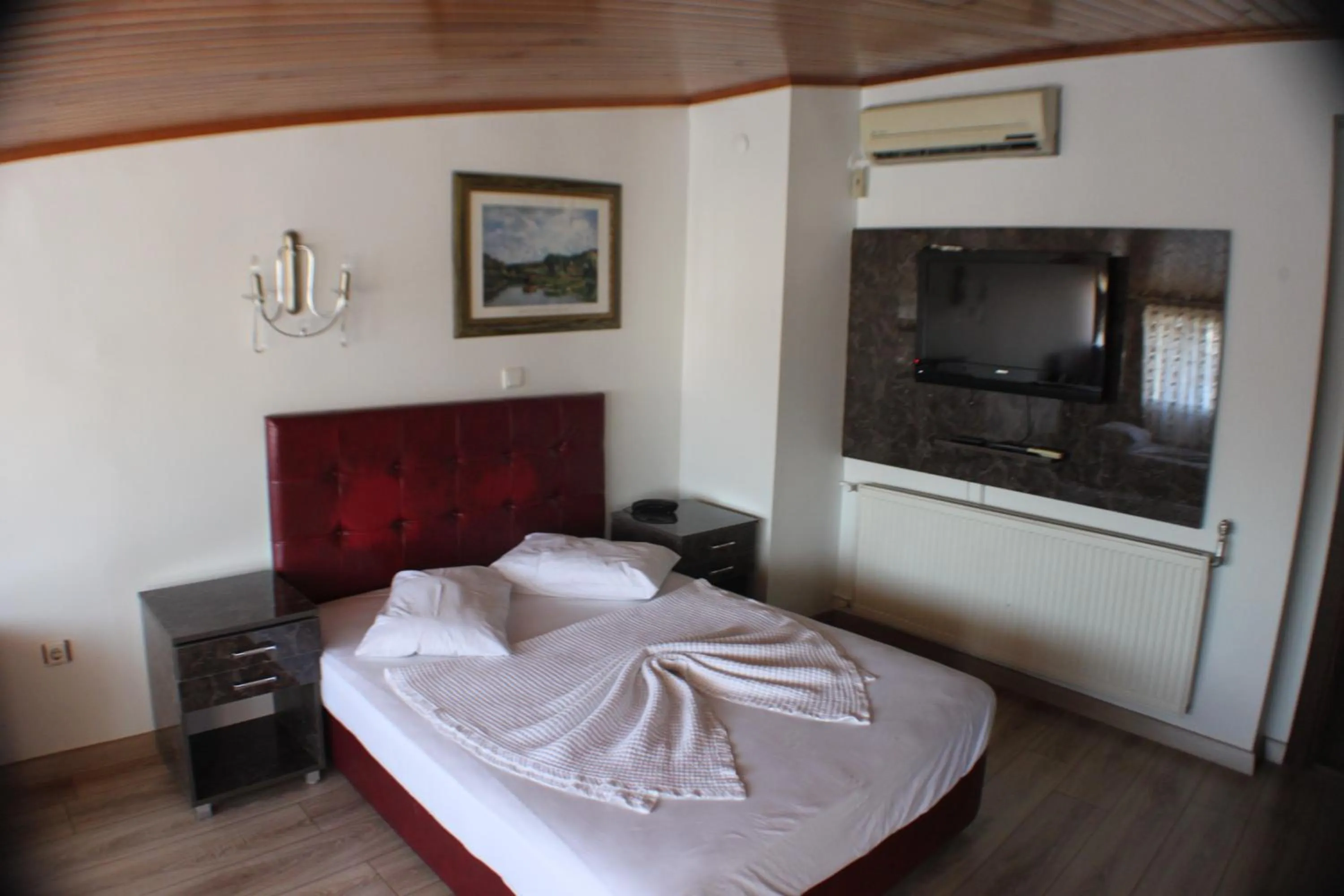 Bed in Kosk Hotel Kadikoy