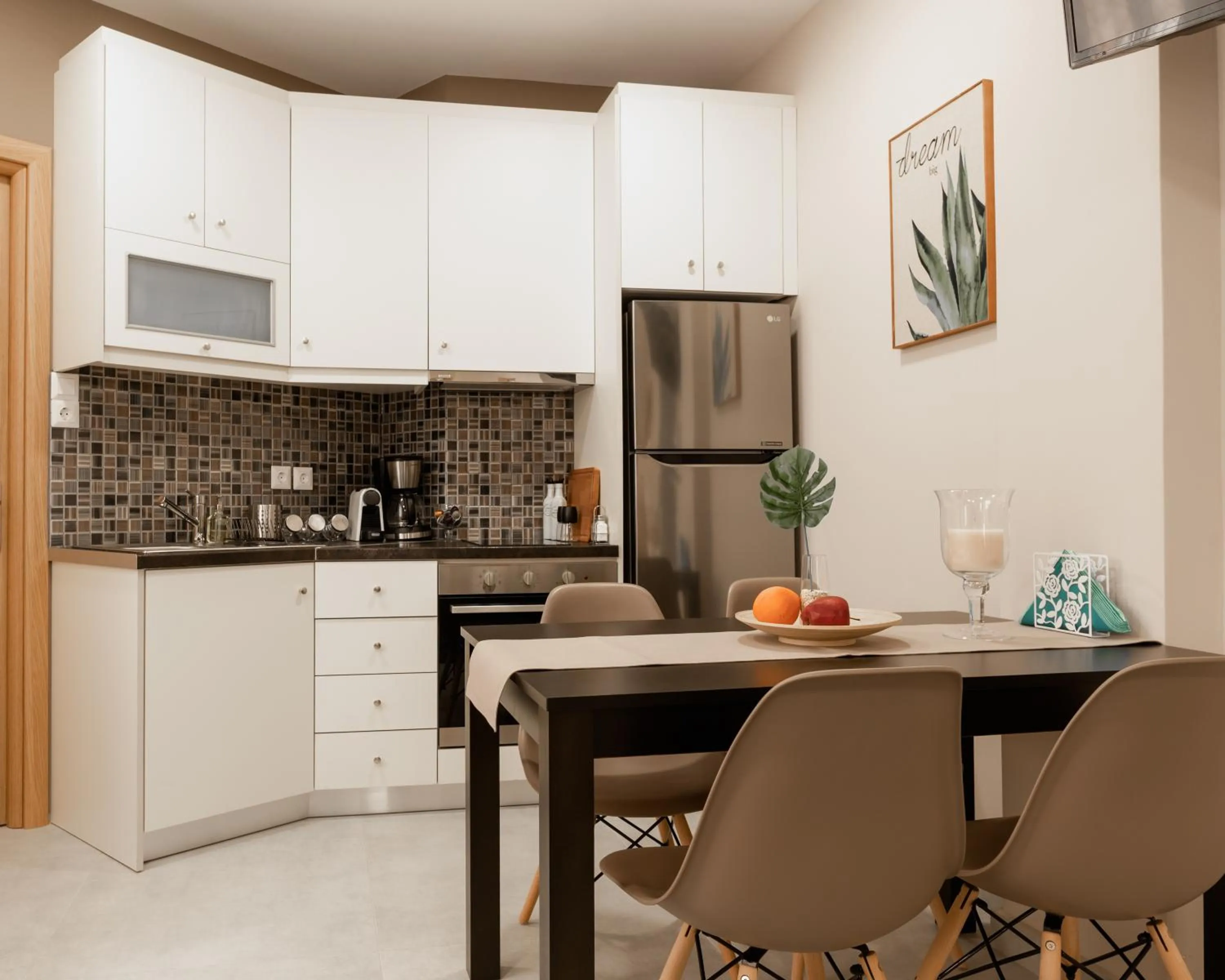 Kitchen or kitchenette in Monastiraki Urban Apartments