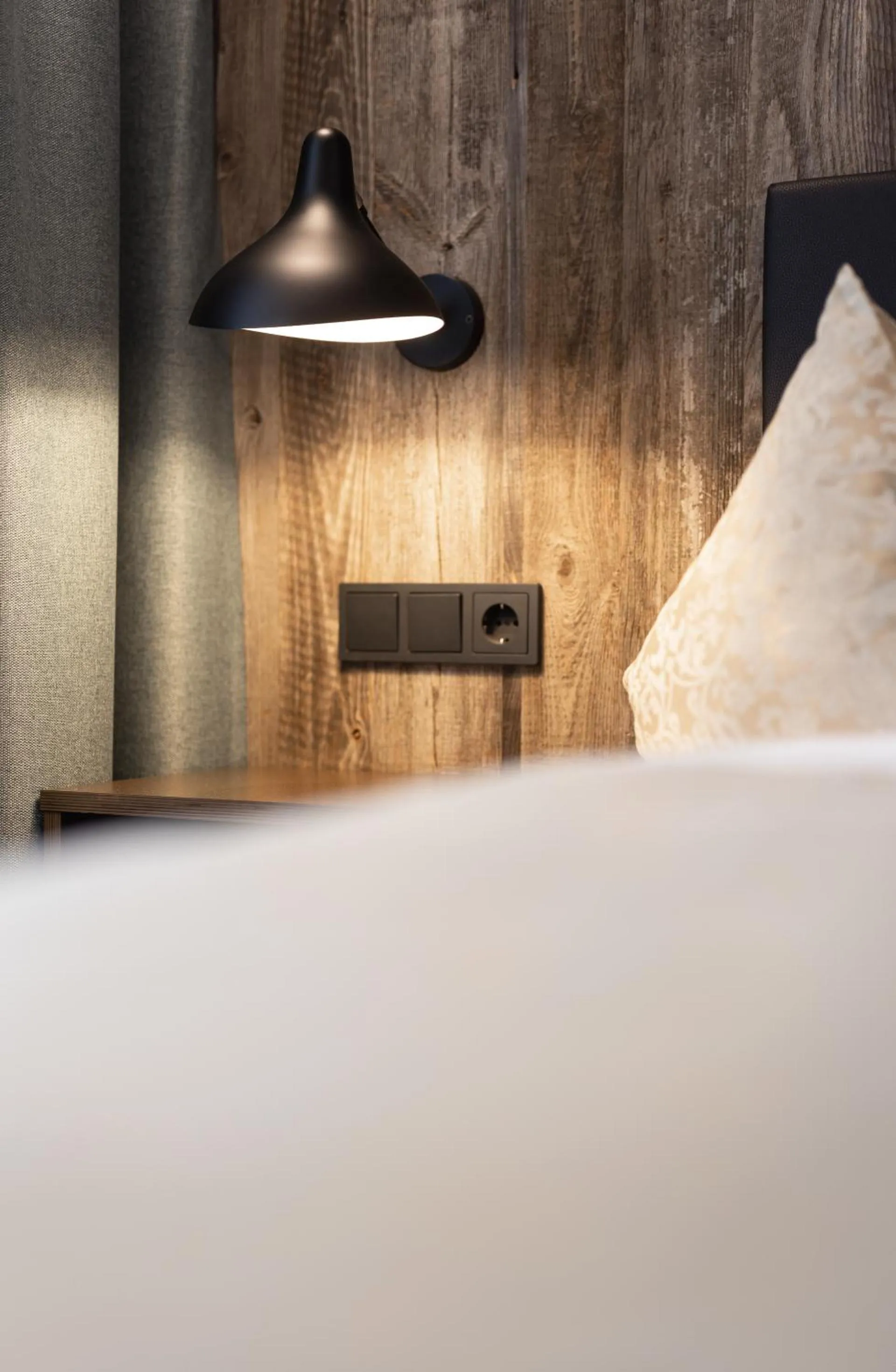 Bedroom, Bed in Haus Verwall