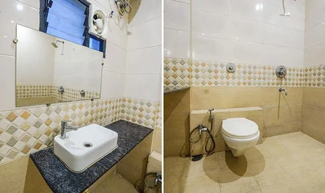 Shower in The JK Hotel Nr Railway Station