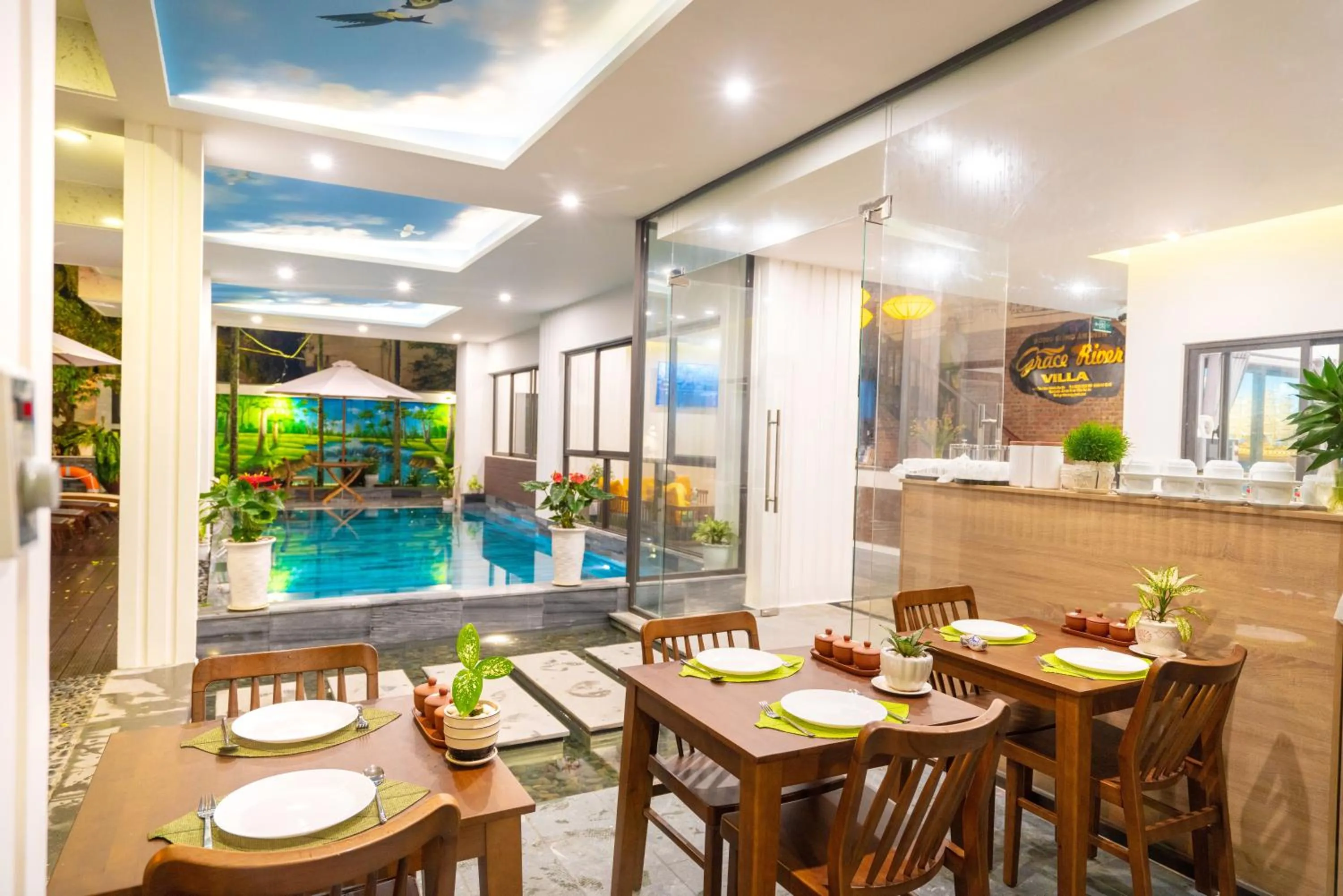 Restaurant/places to eat in Hoi An Grace River Villa