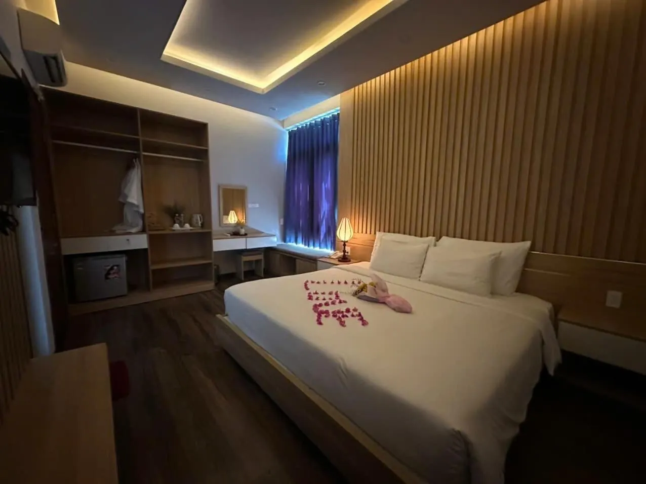 Bedroom, Bed in Hoi An Grace River Villa