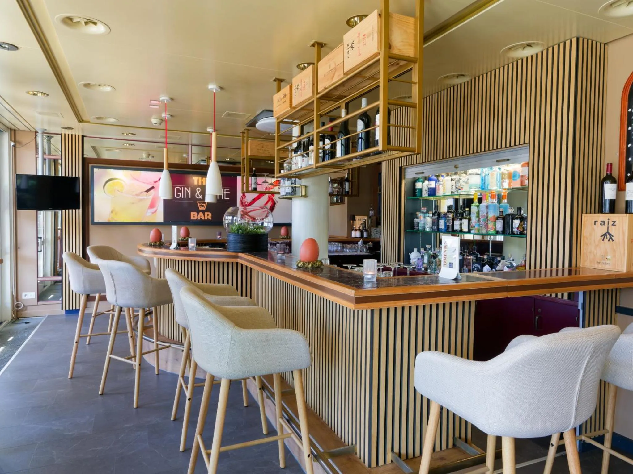 Lounge or bar in Seehotel Riviera at Lake Lucerne