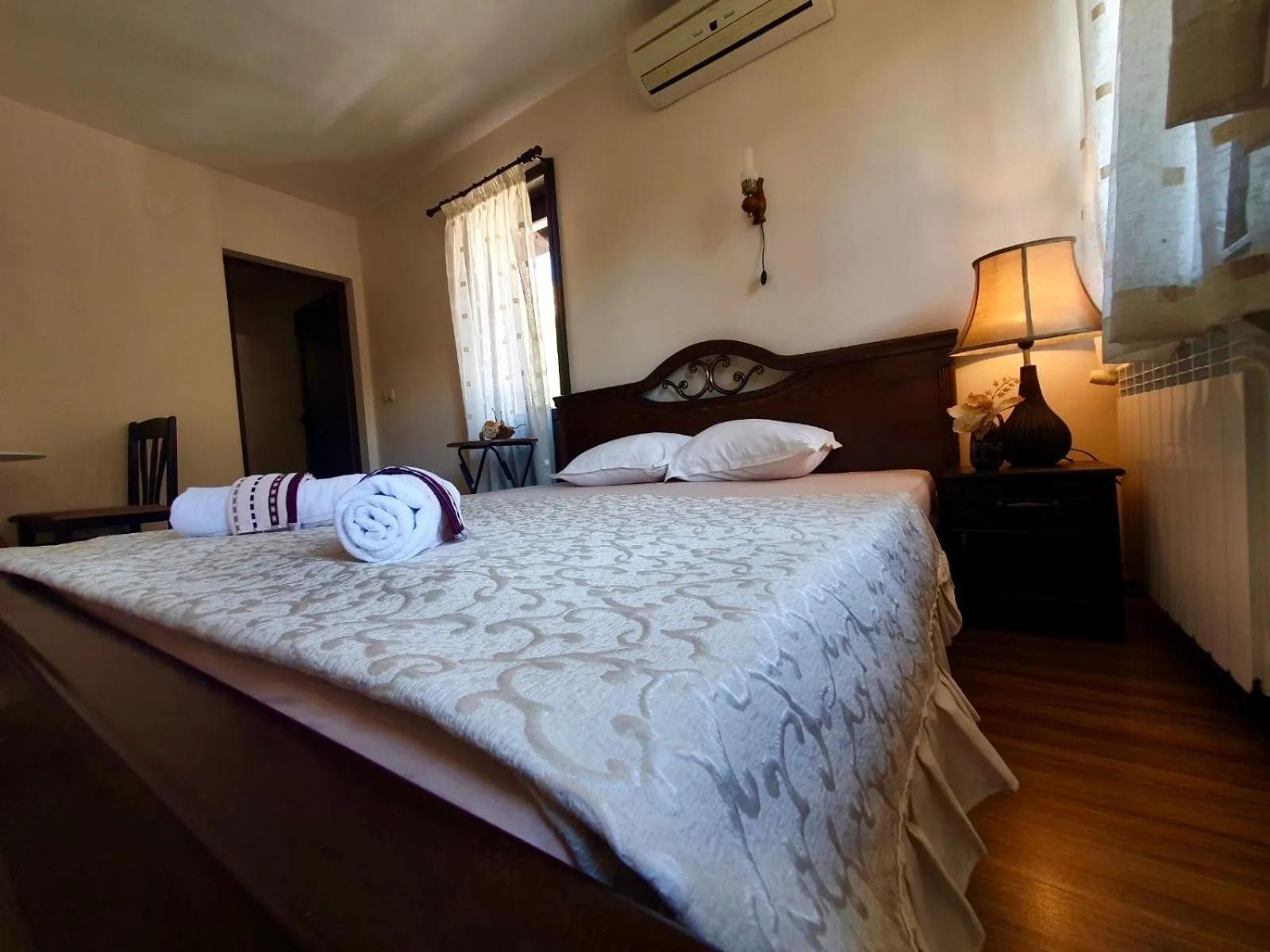 Bed in Hotel Slavova Krepost