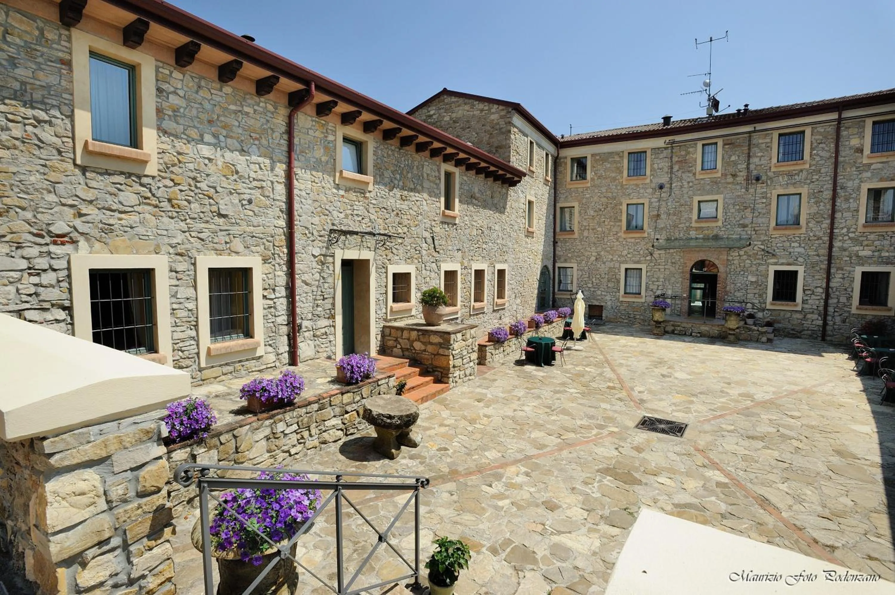 Property building in Relais La Colombara Spa & Wellness