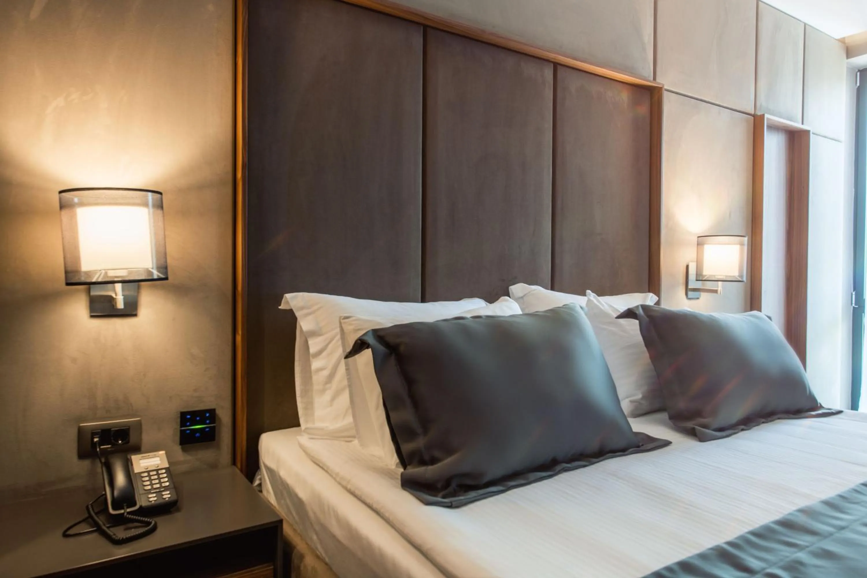 Bed in Seraphine Plaza