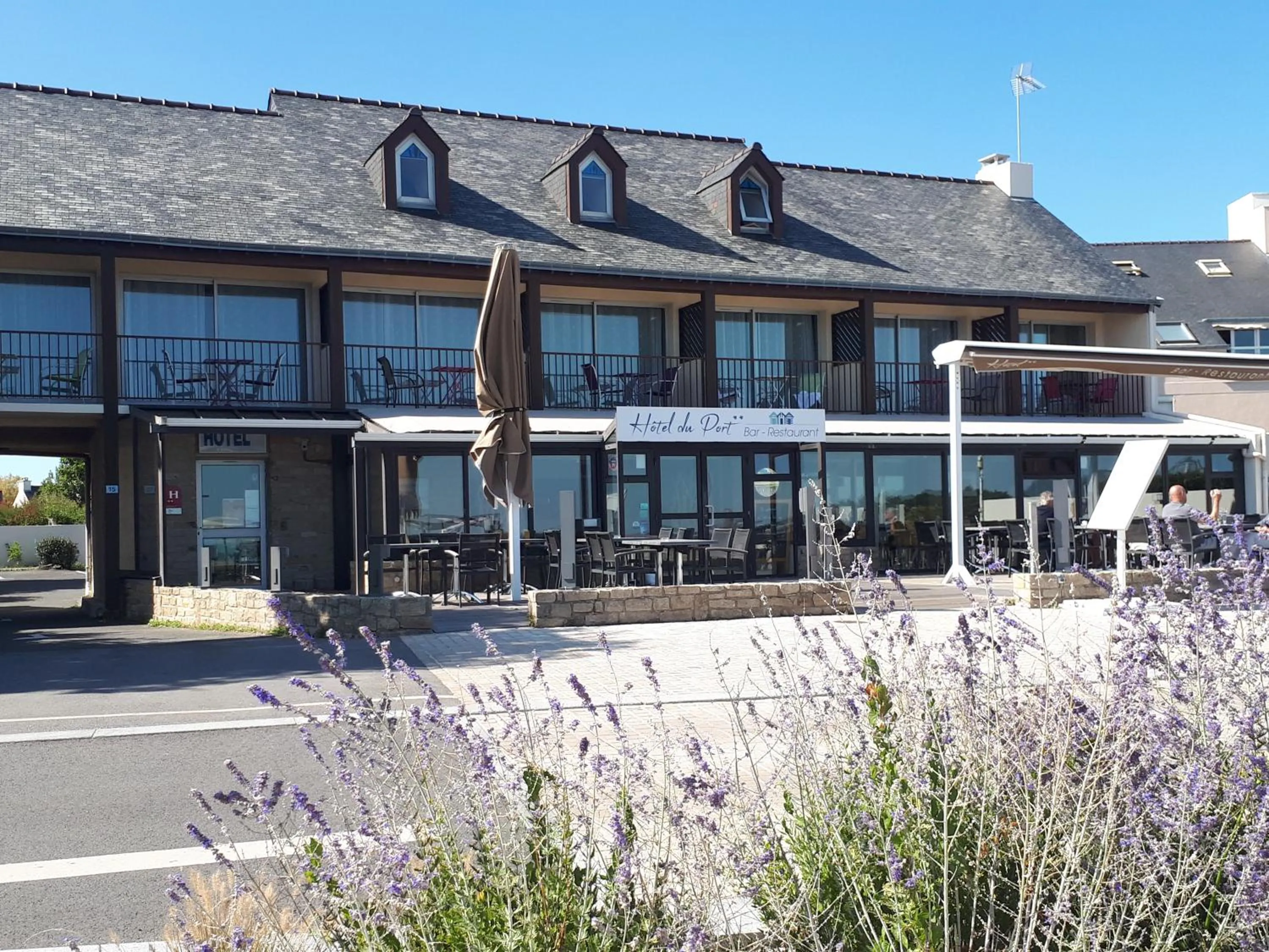 Hôtel du Port Bar Restaurant