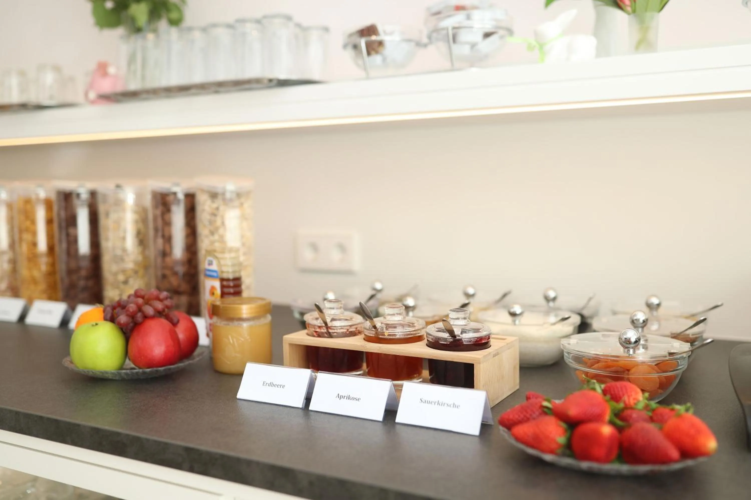 Breakfast in Hotel am Buchwald