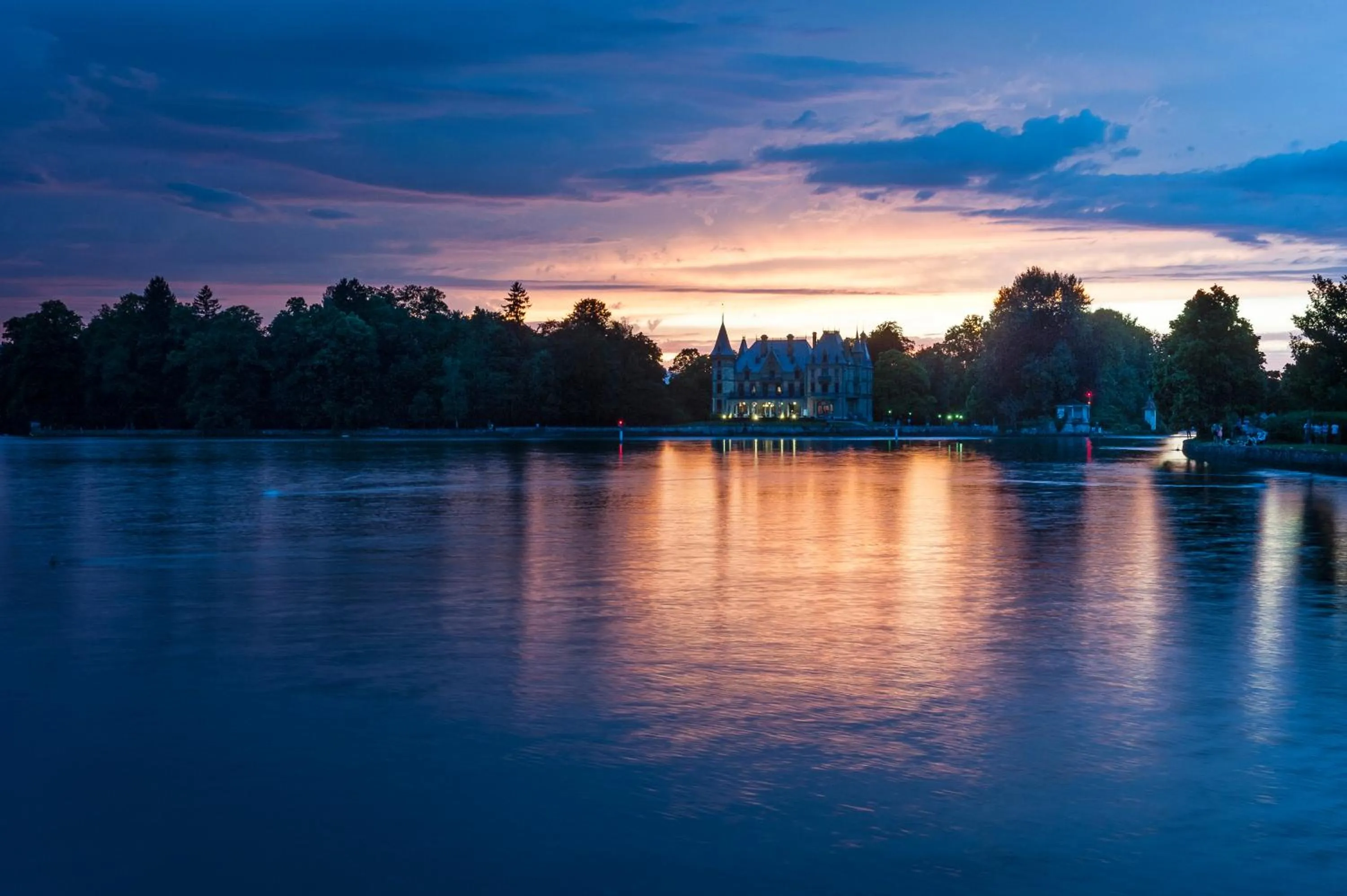 Facade/entrance in Schloss Schadau - Swiss Historic Hotel