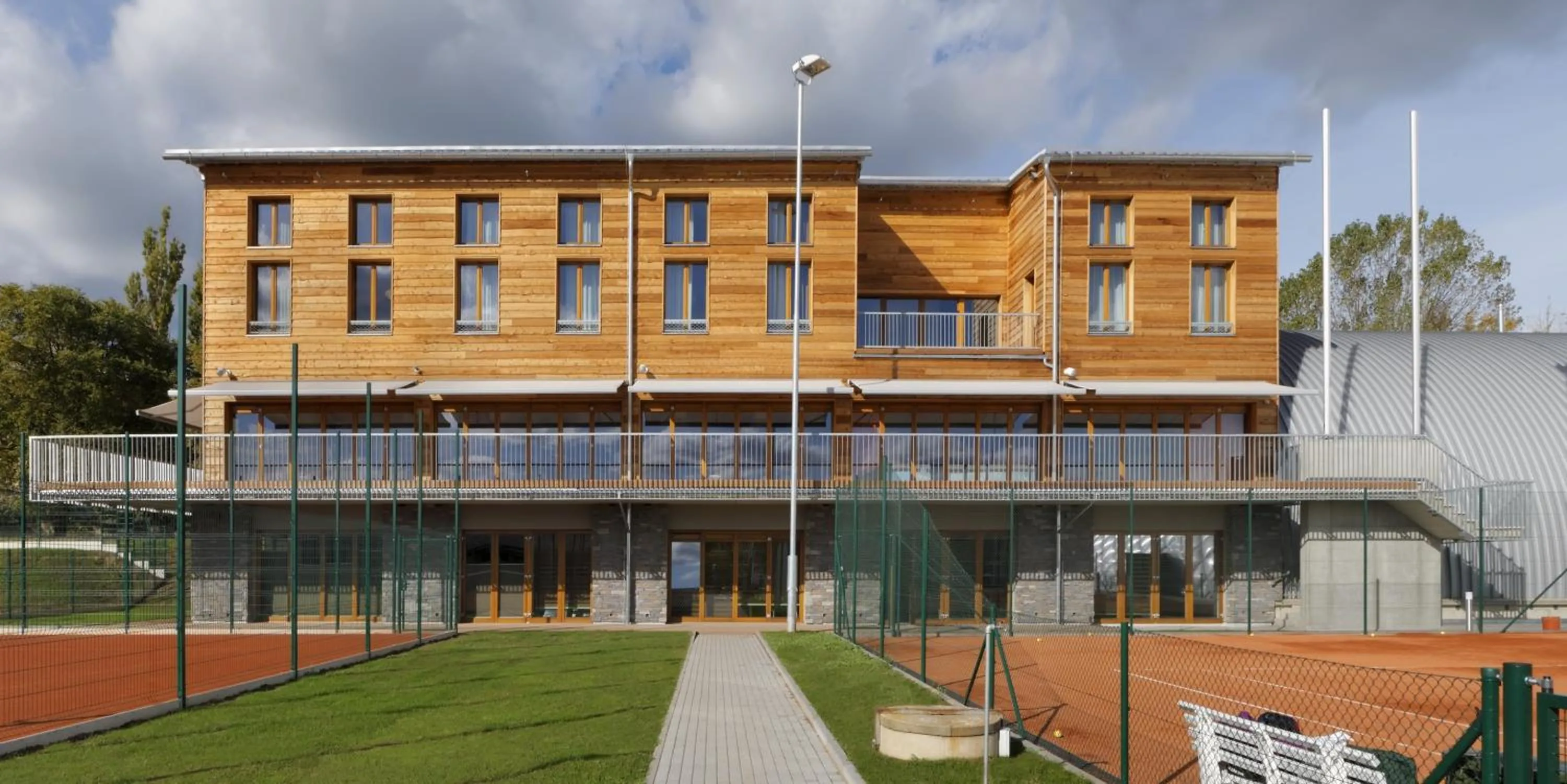 Facade/entrance in Esmarin wellness hotel