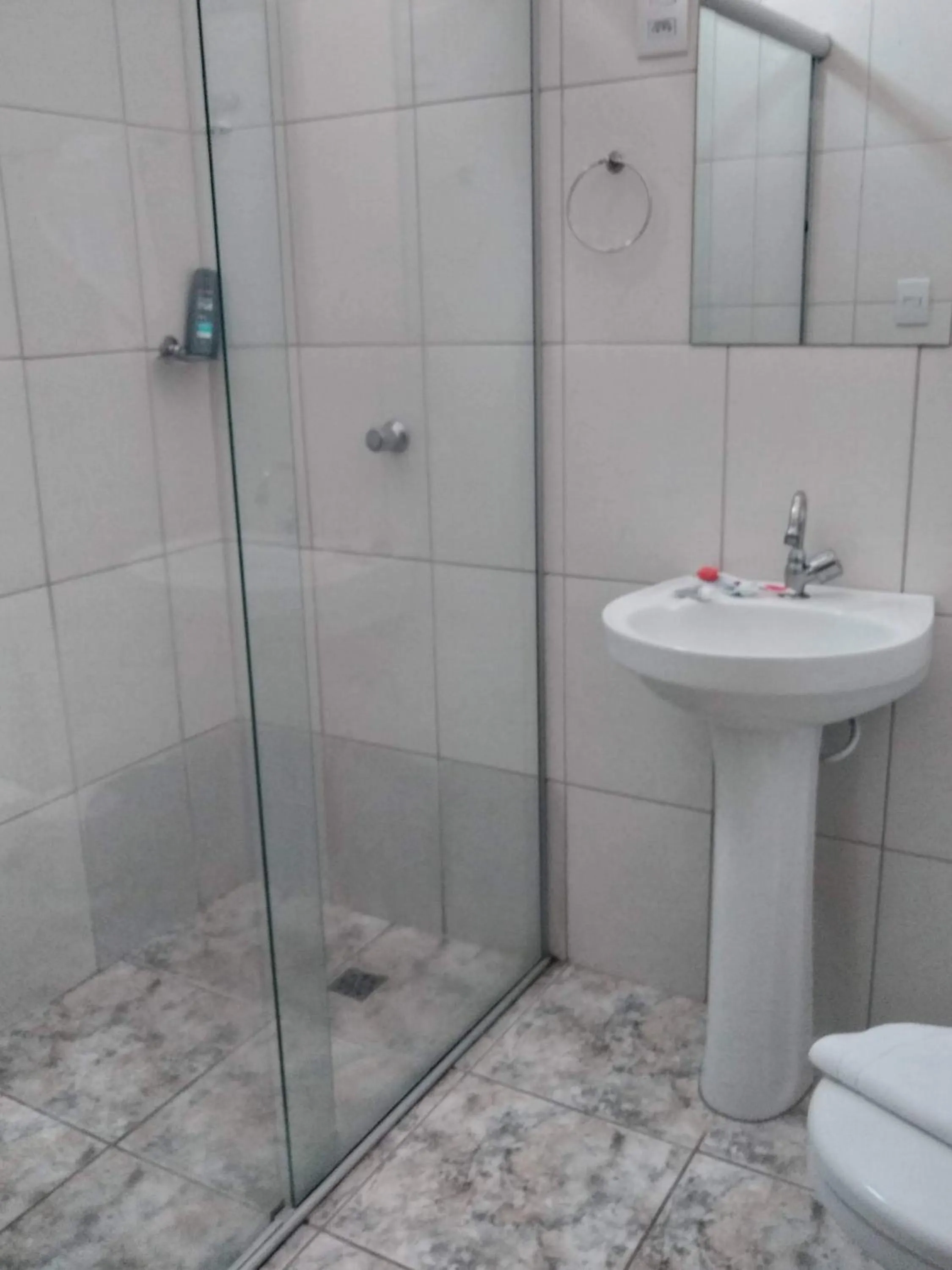 Bathroom in Lelis Hotel