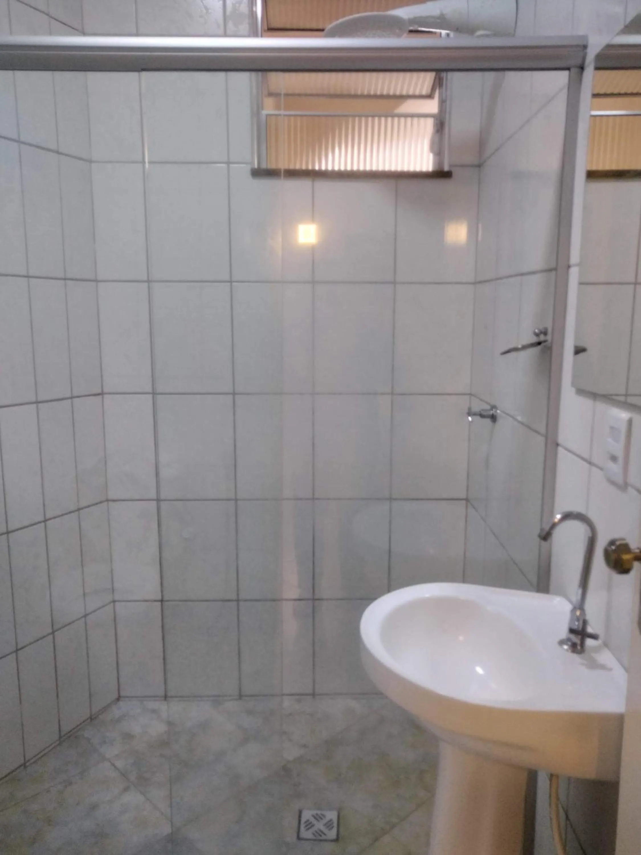 Bathroom in Lelis Hotel