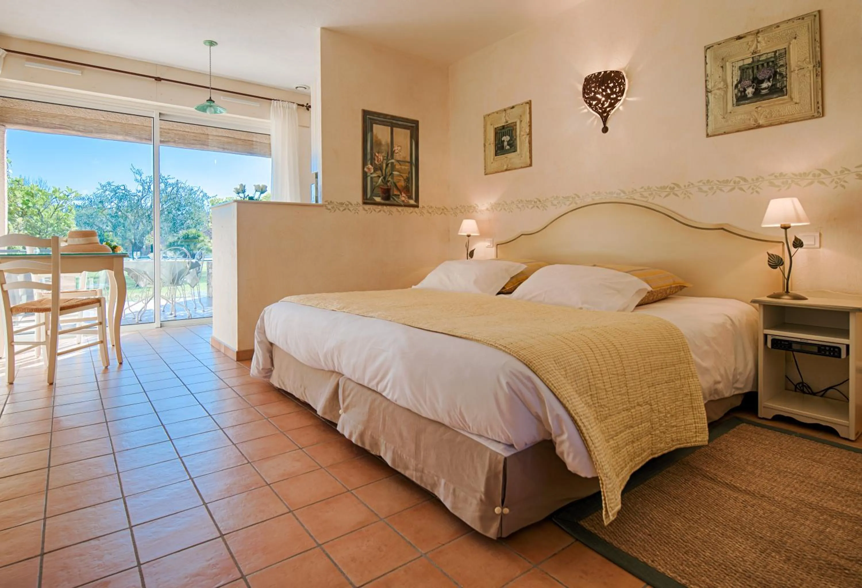 Bed in La Résidence du Moulin