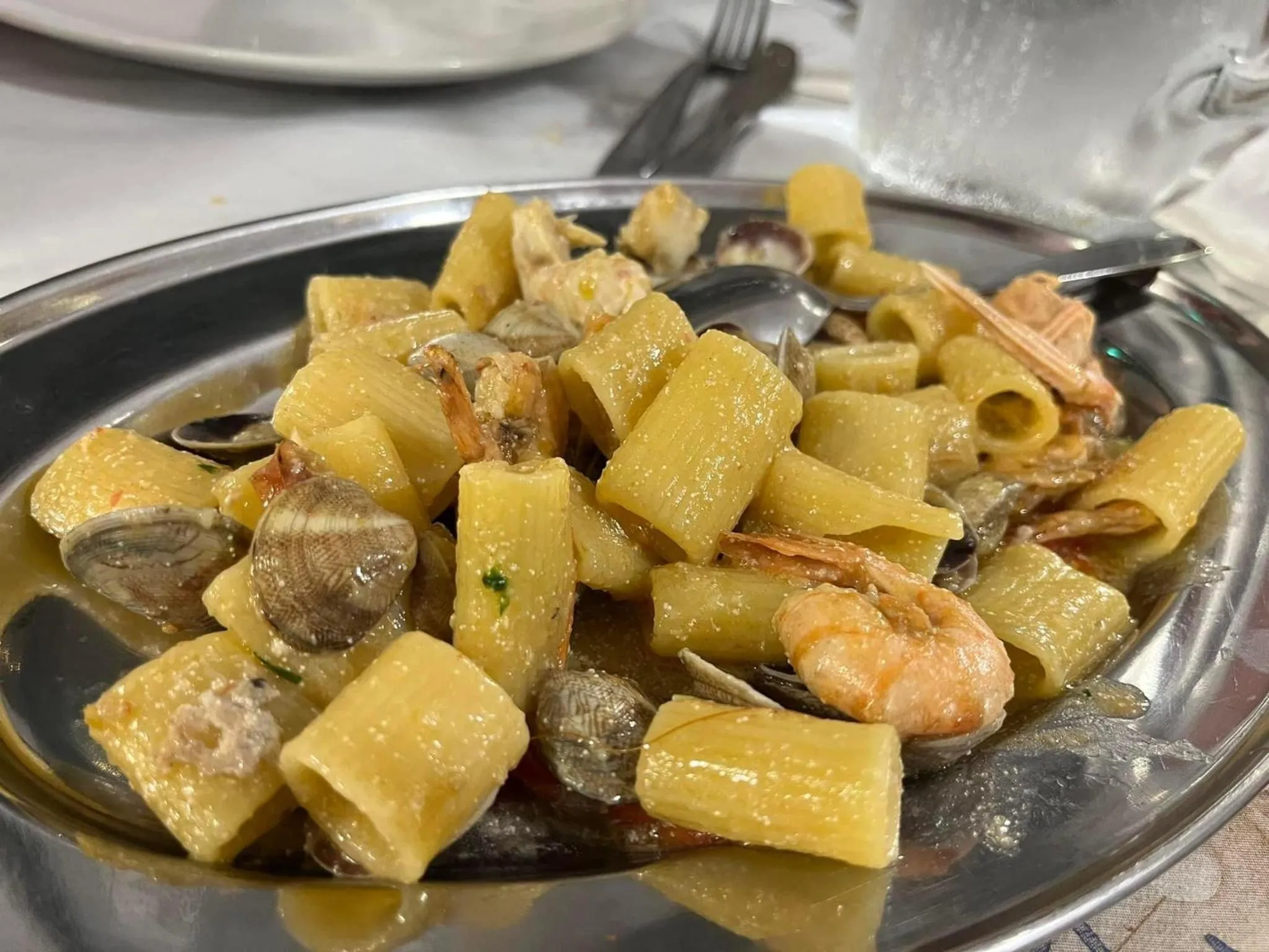 Restaurant/places to eat in Appartamenti Pousada Michelino