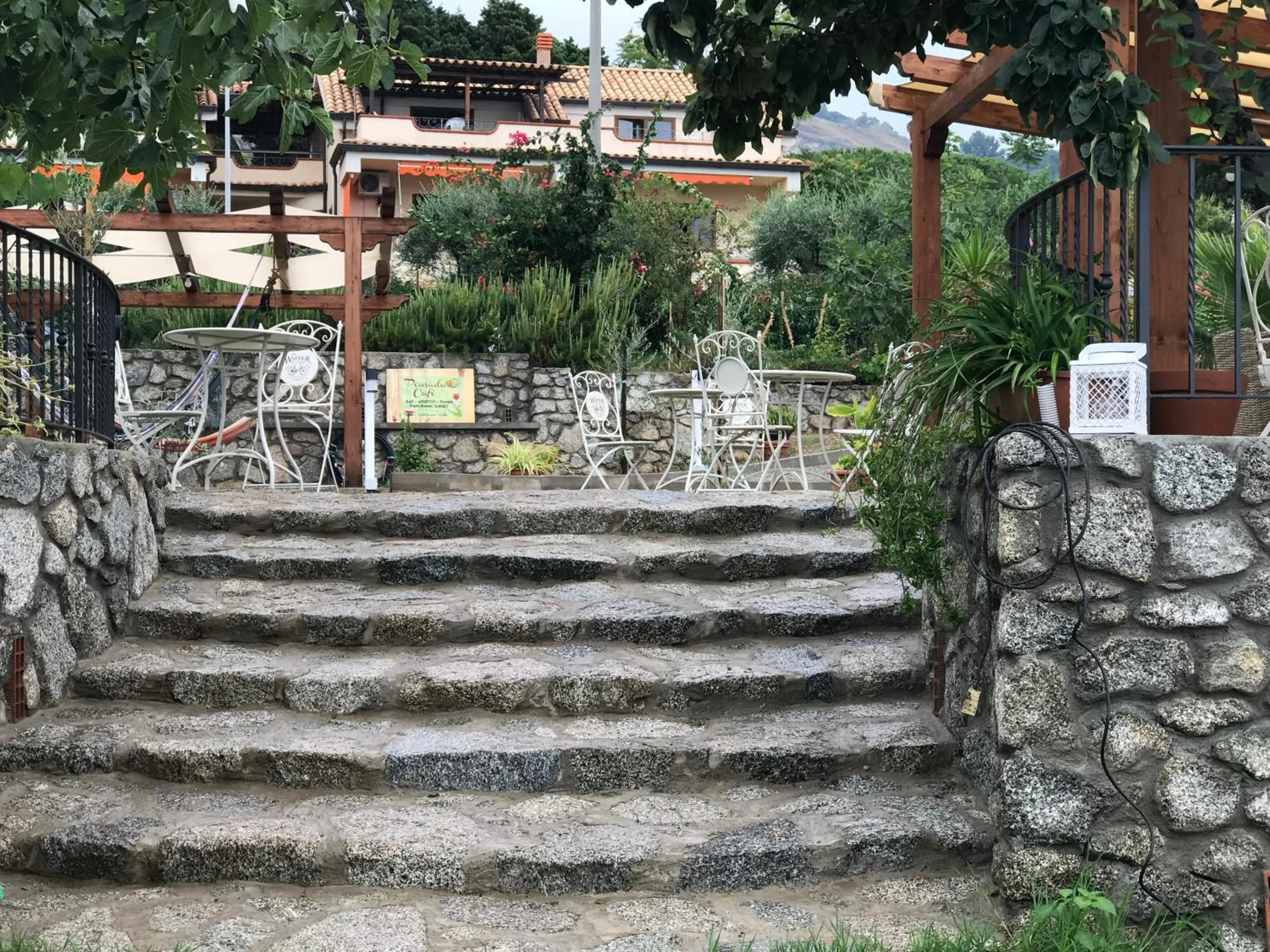 Property building in Appartamenti Pousada Michelino