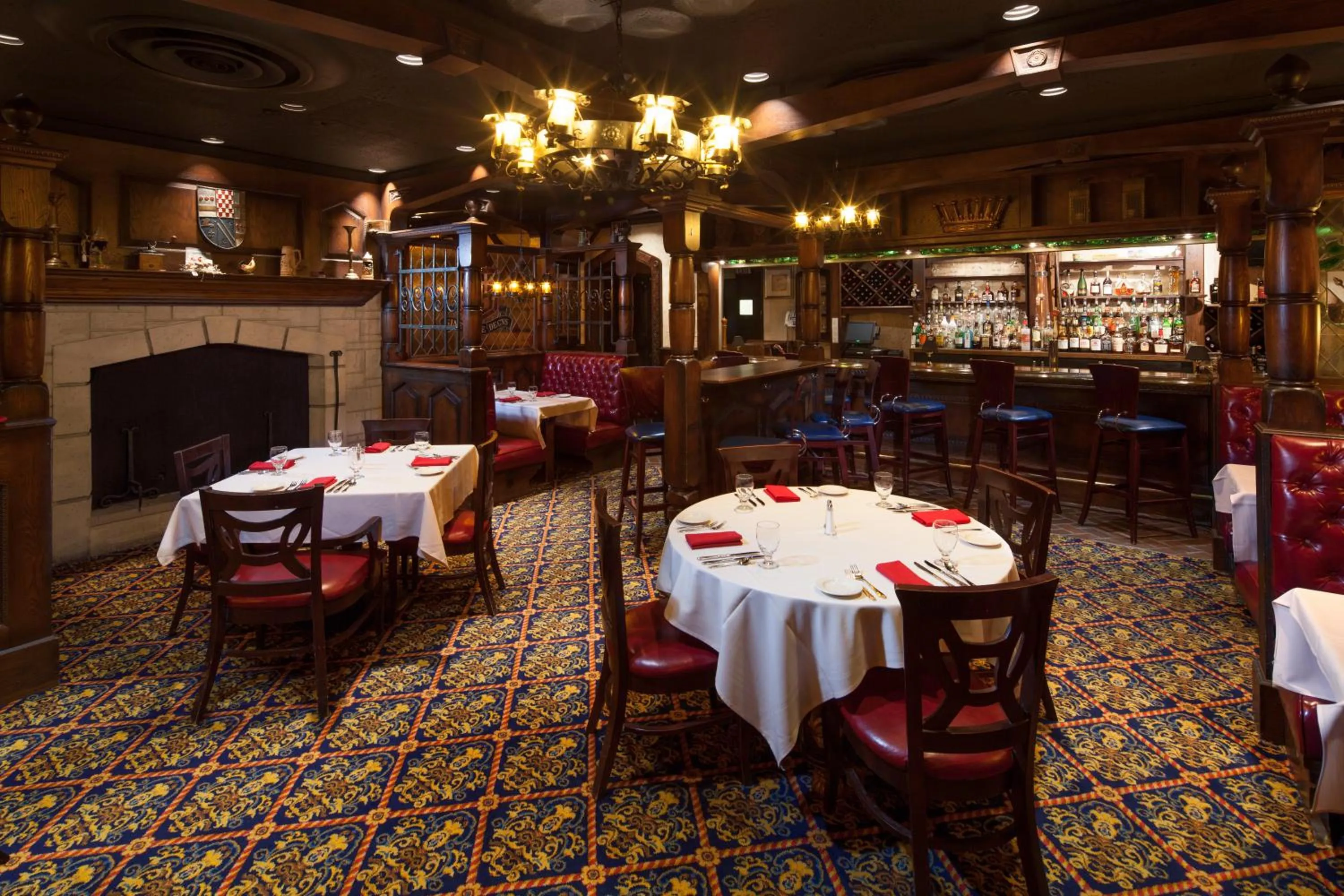 Restaurant/places to eat in The Towers at The Kahler Grand