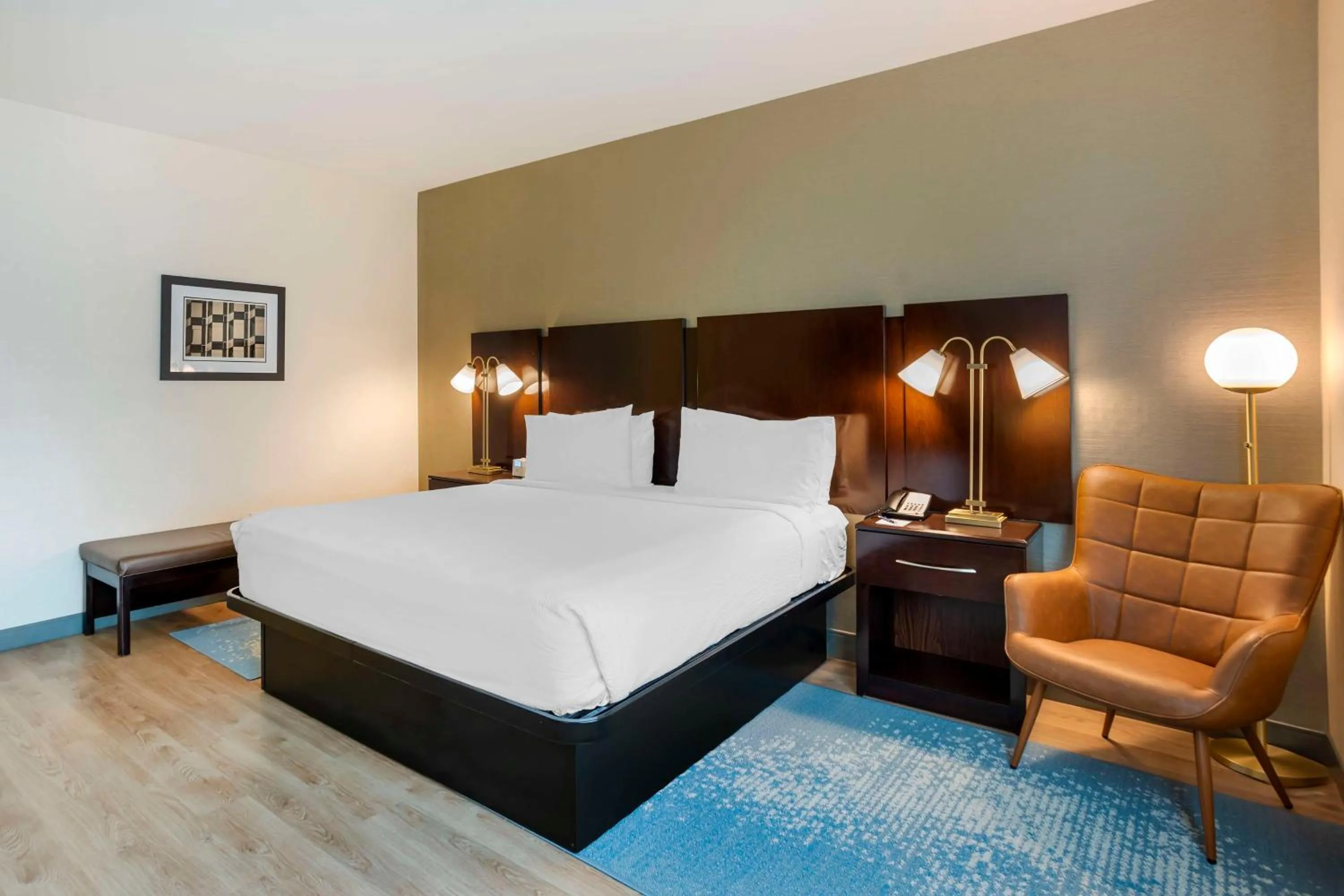 Bedroom, Bed in Best Western Plus - King of Prussia