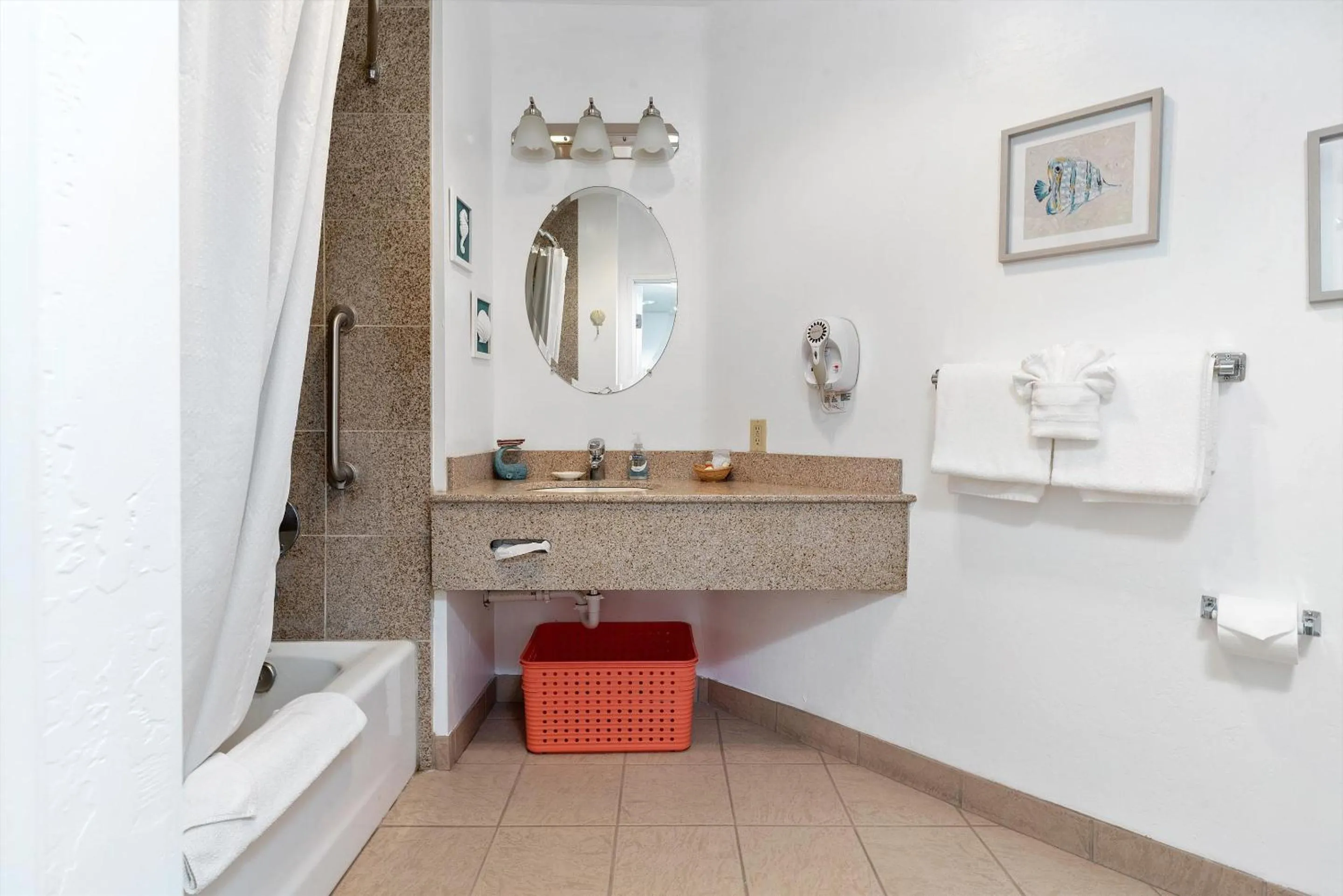 Bathroom in Beach House Inn & Suites