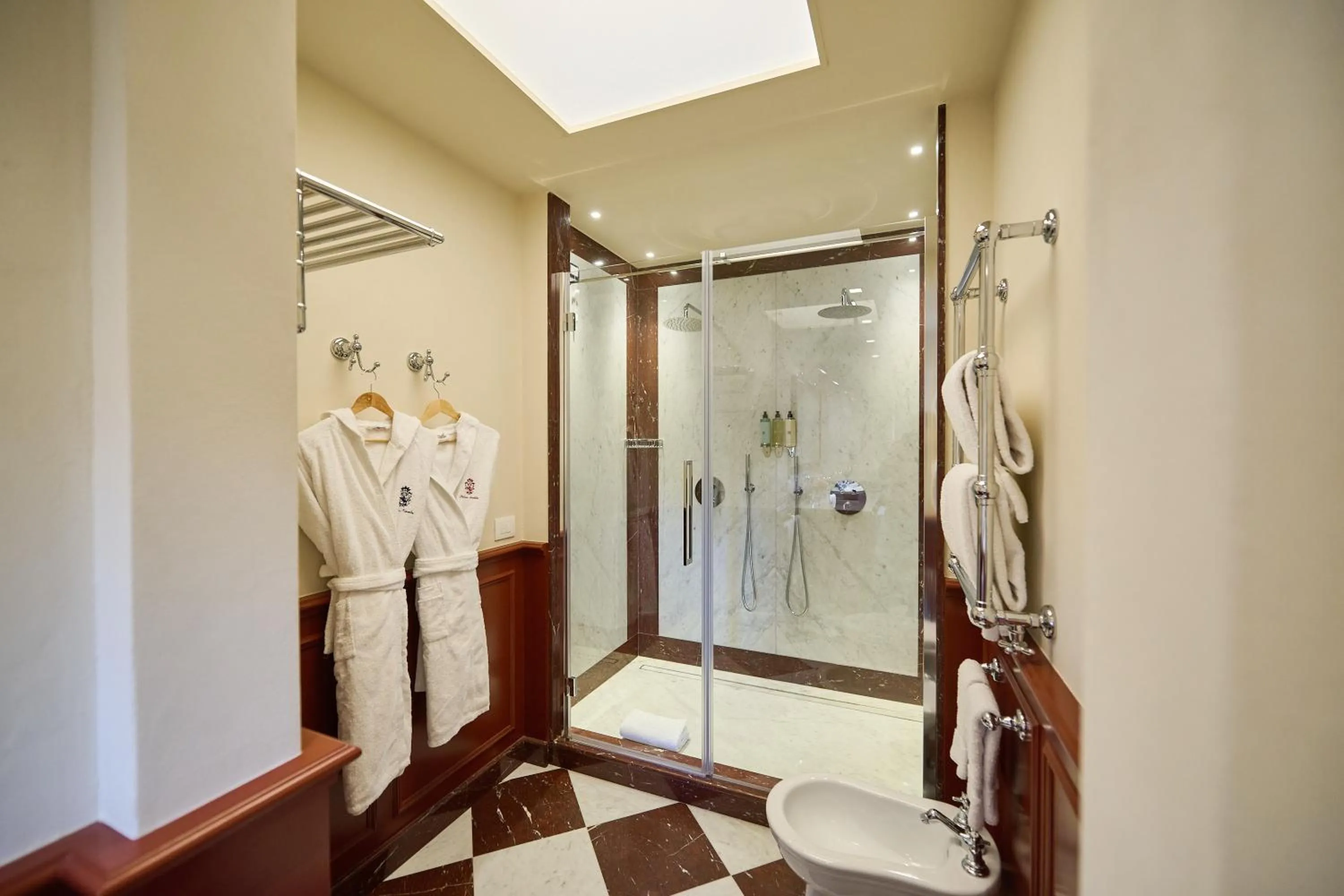 Bathroom in Palazzo Niccolini al Duomo Residenza D'Epoca