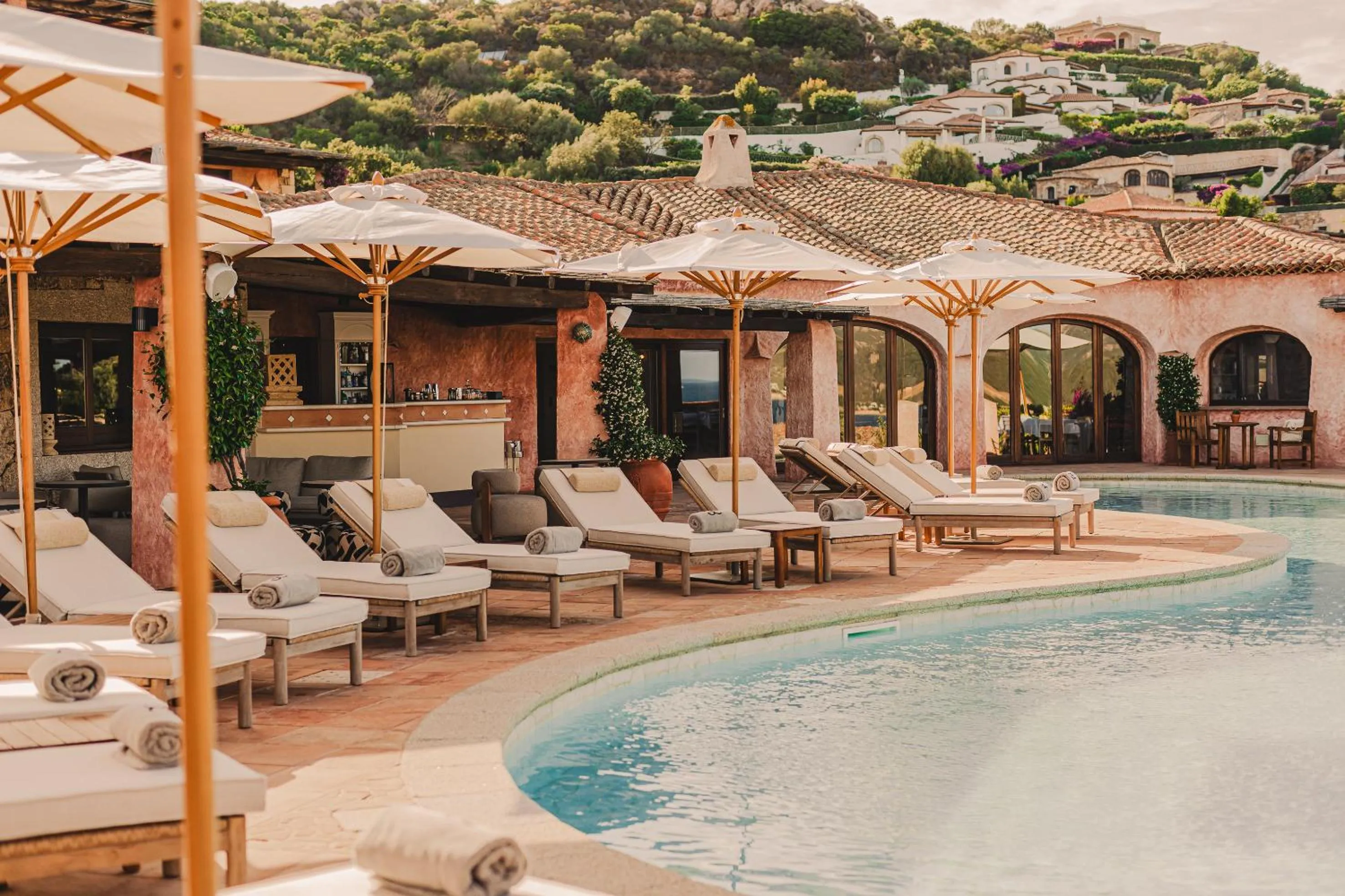 Lounge or bar in Aethos Sardinia