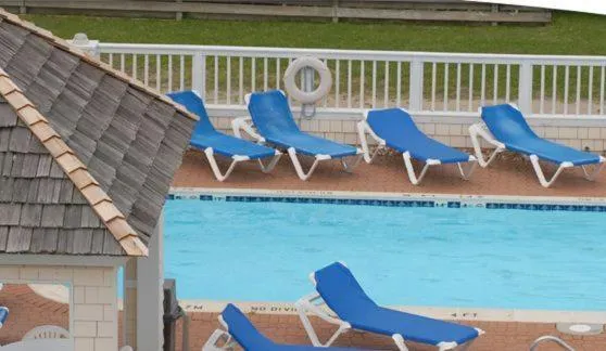 Swimming pool in Hatteras Island Inn