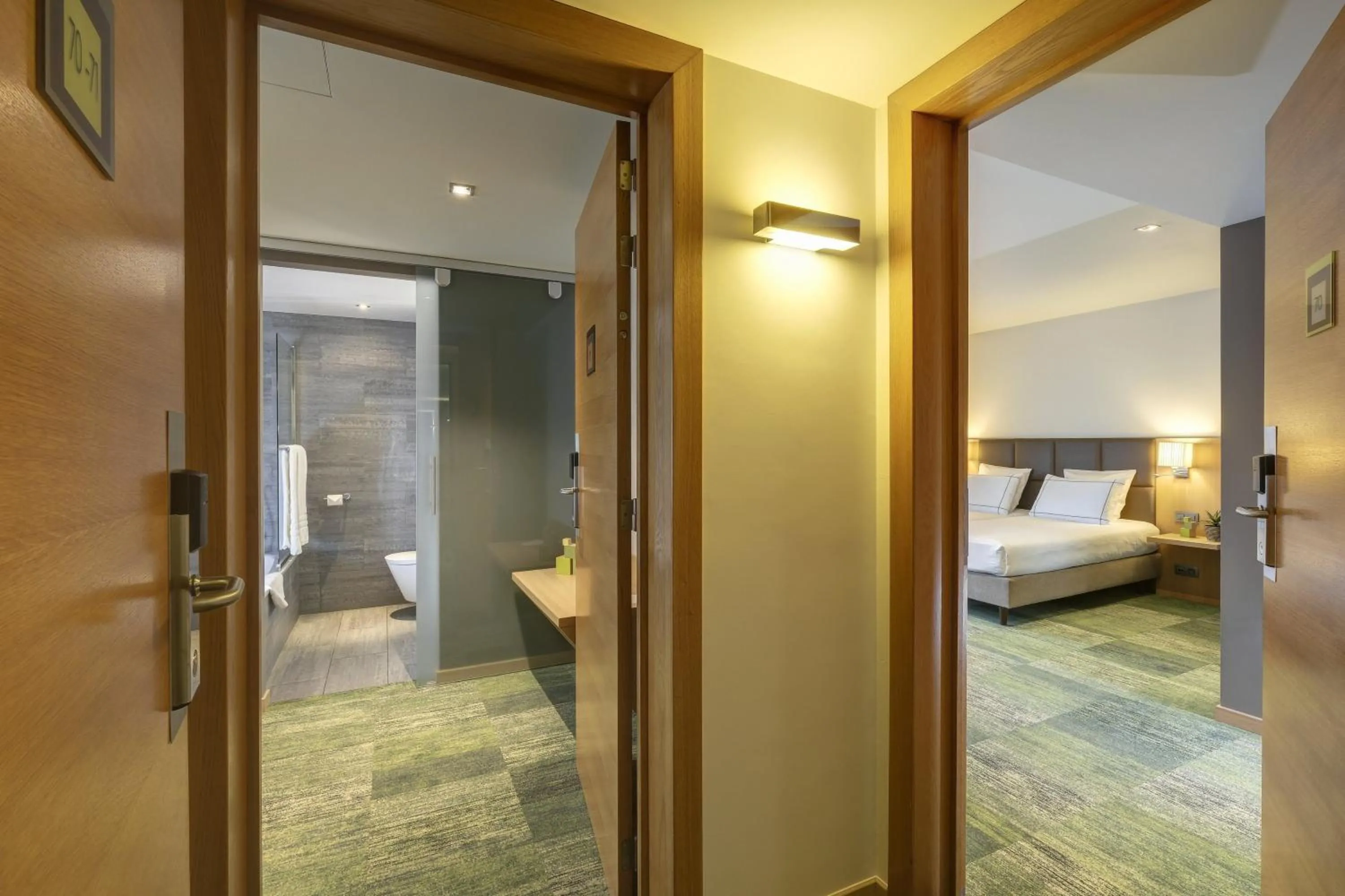 Property building, Bed in Le Côté Vert