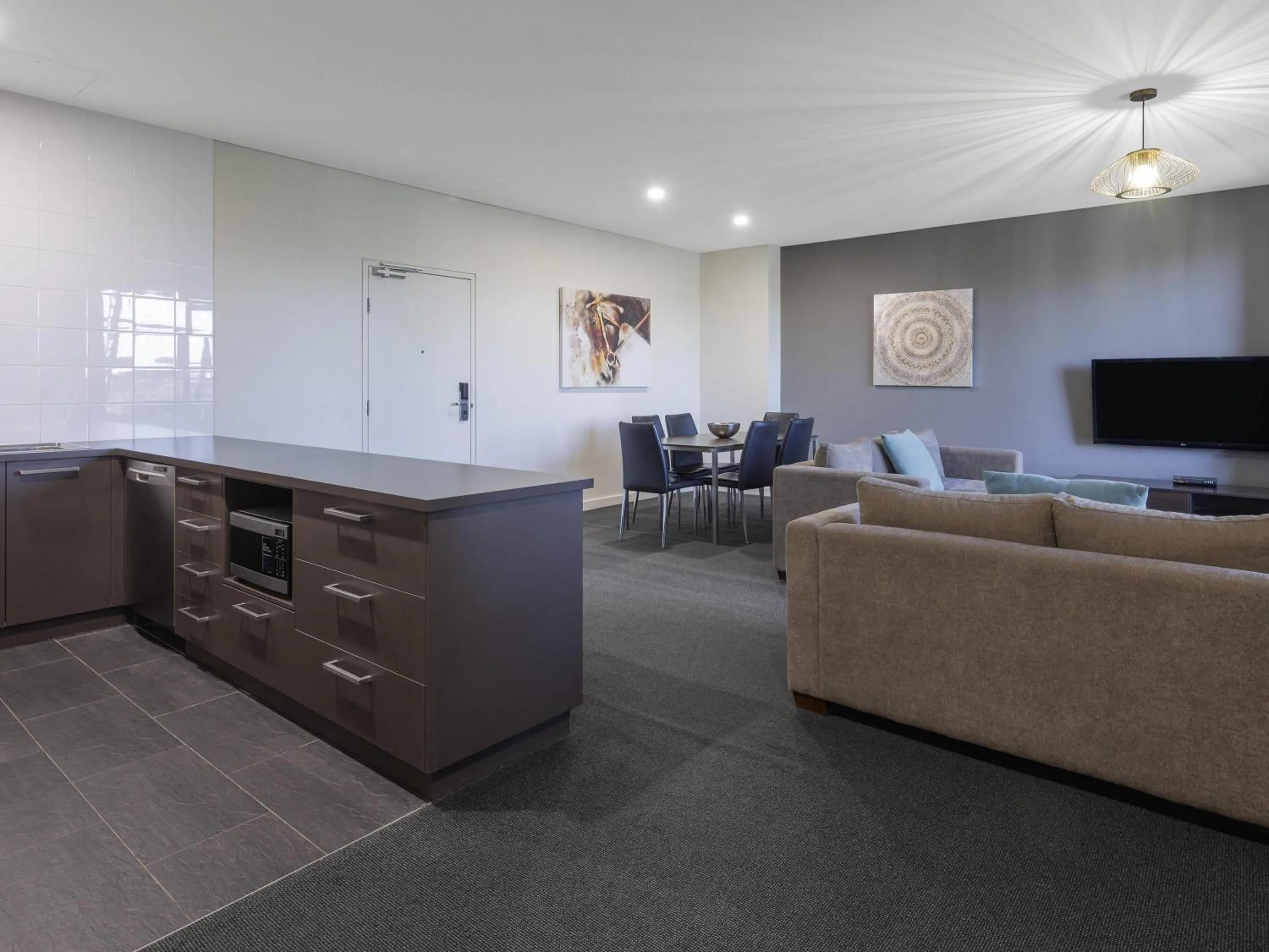 Bedroom in Mantra Melbourne Melton