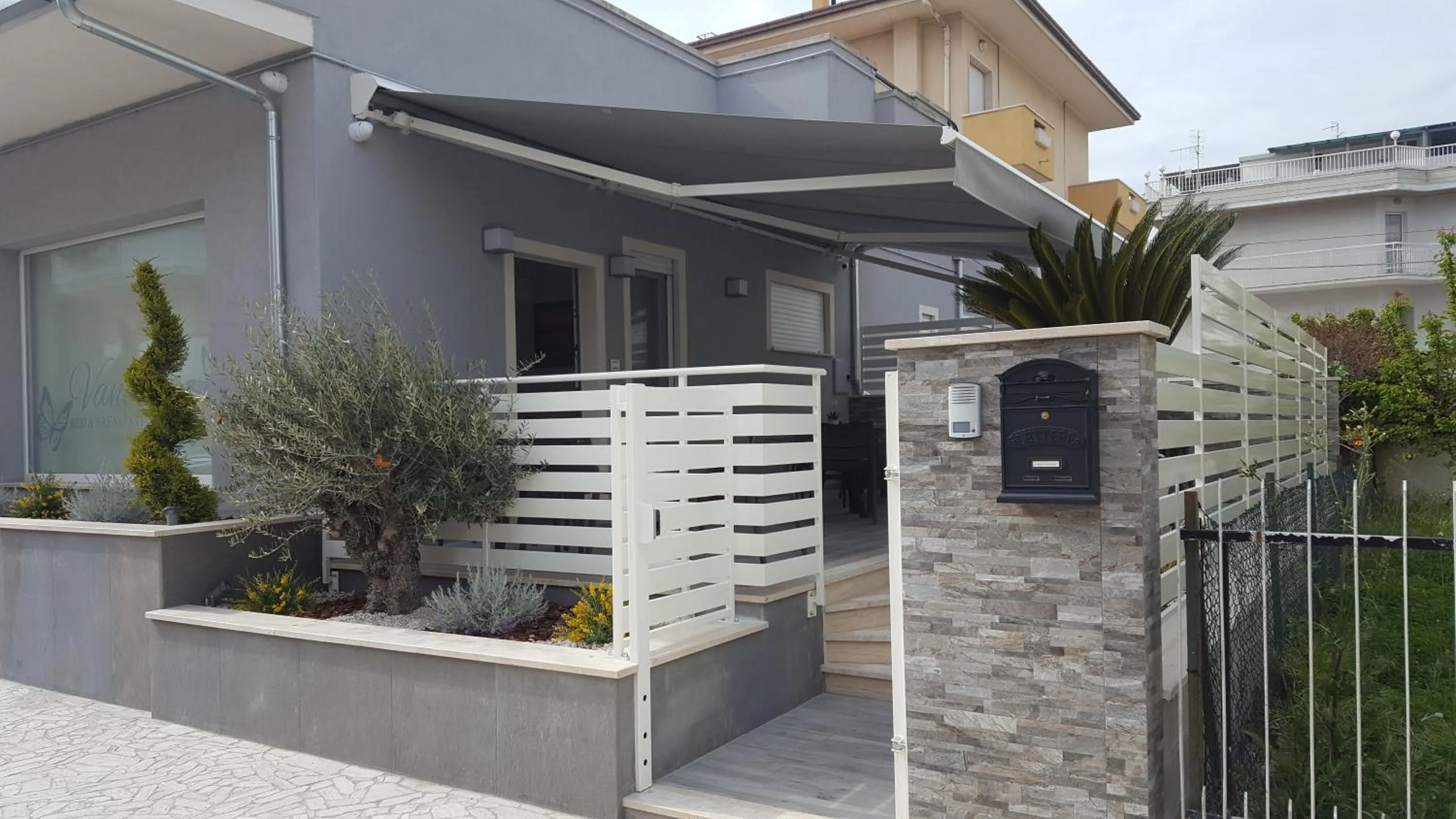 Facade/entrance in B&B Vanessa