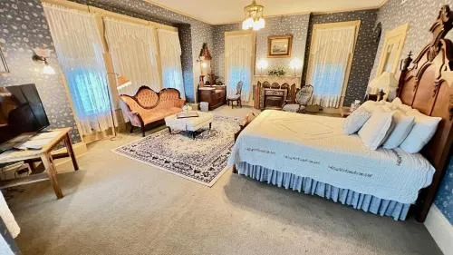 The Hancock House Bed & Breakfast Inn