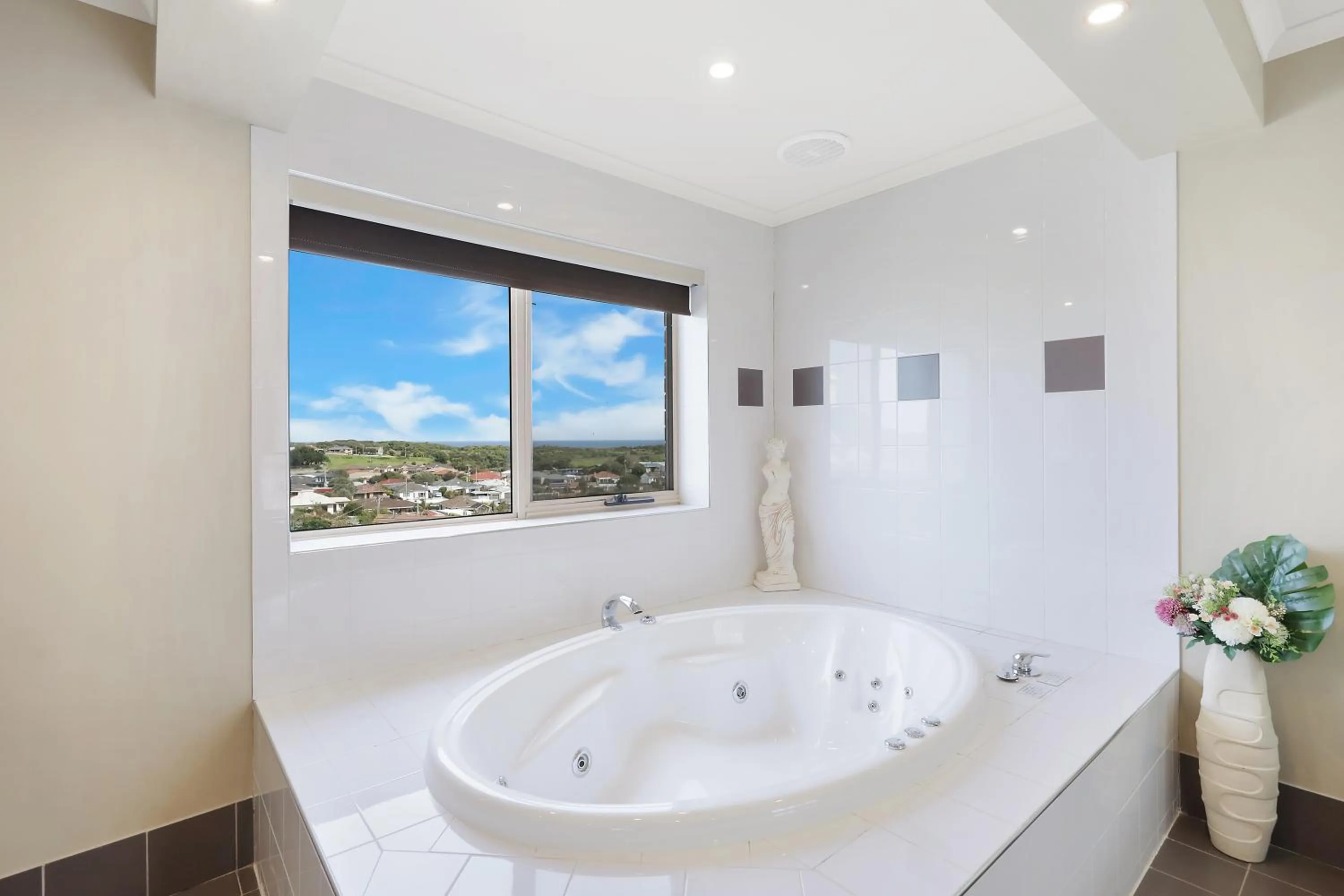 Comfort Inn On Raglan